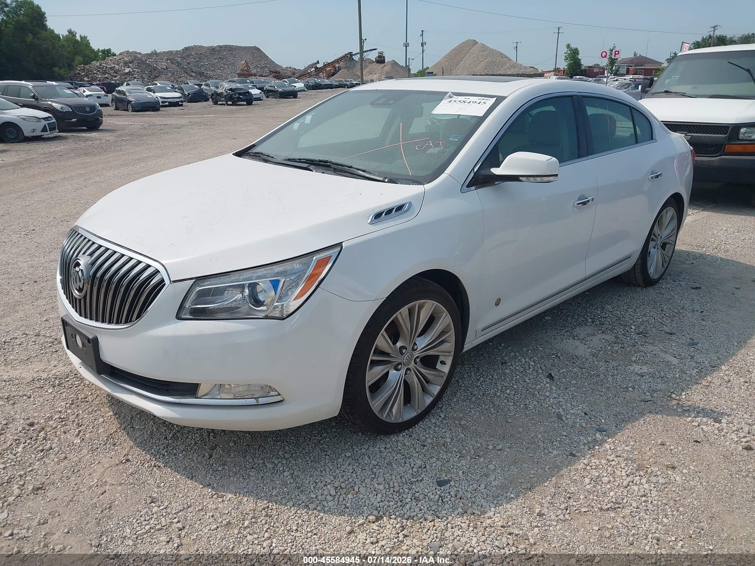 2015 Buick Lacrosse Premium Ii Белый vin: 1G4GF5G33FF261392