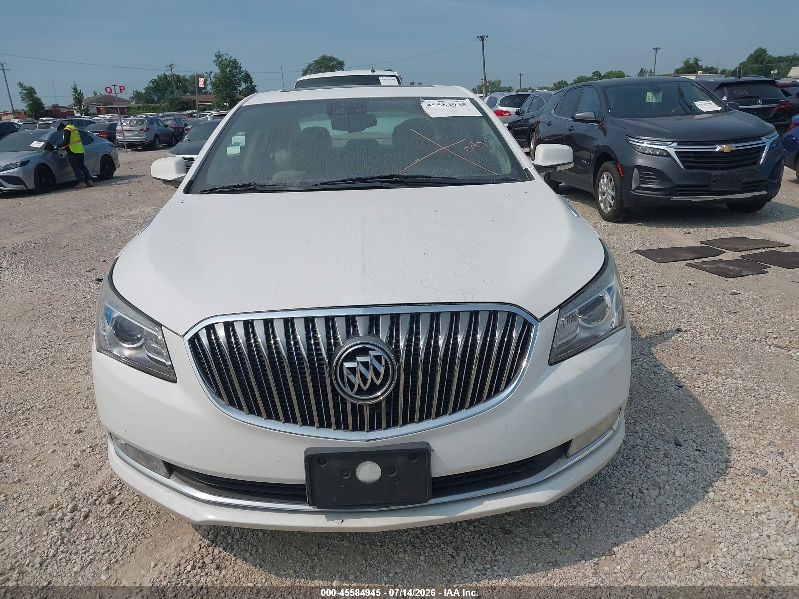 2015 Buick Lacrosse Premium Ii Белый vin: 1G4GF5G33FF261392