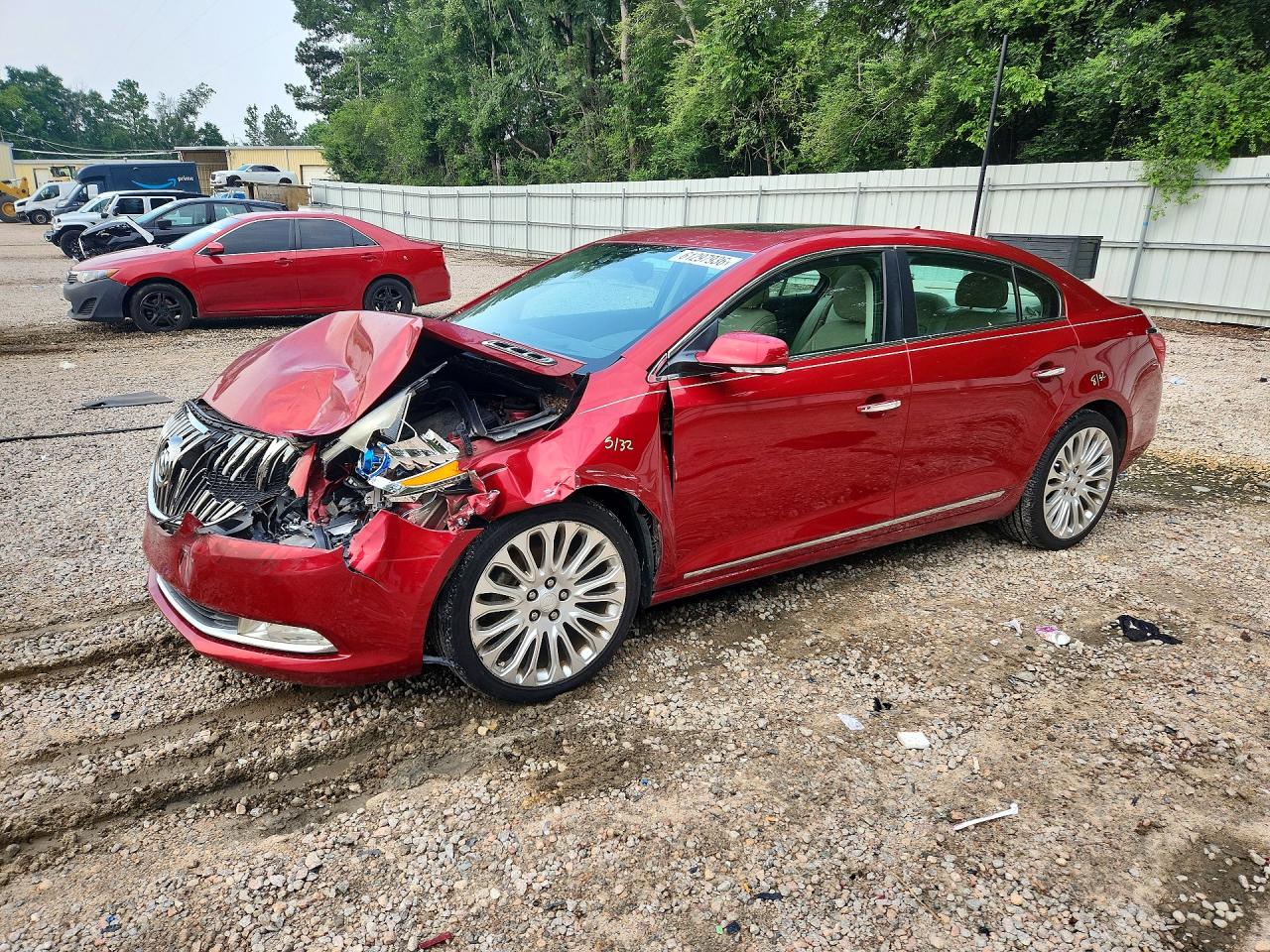 2014 Buick Lacrosse Touring Red vin: 1G4GF5G34EF216542