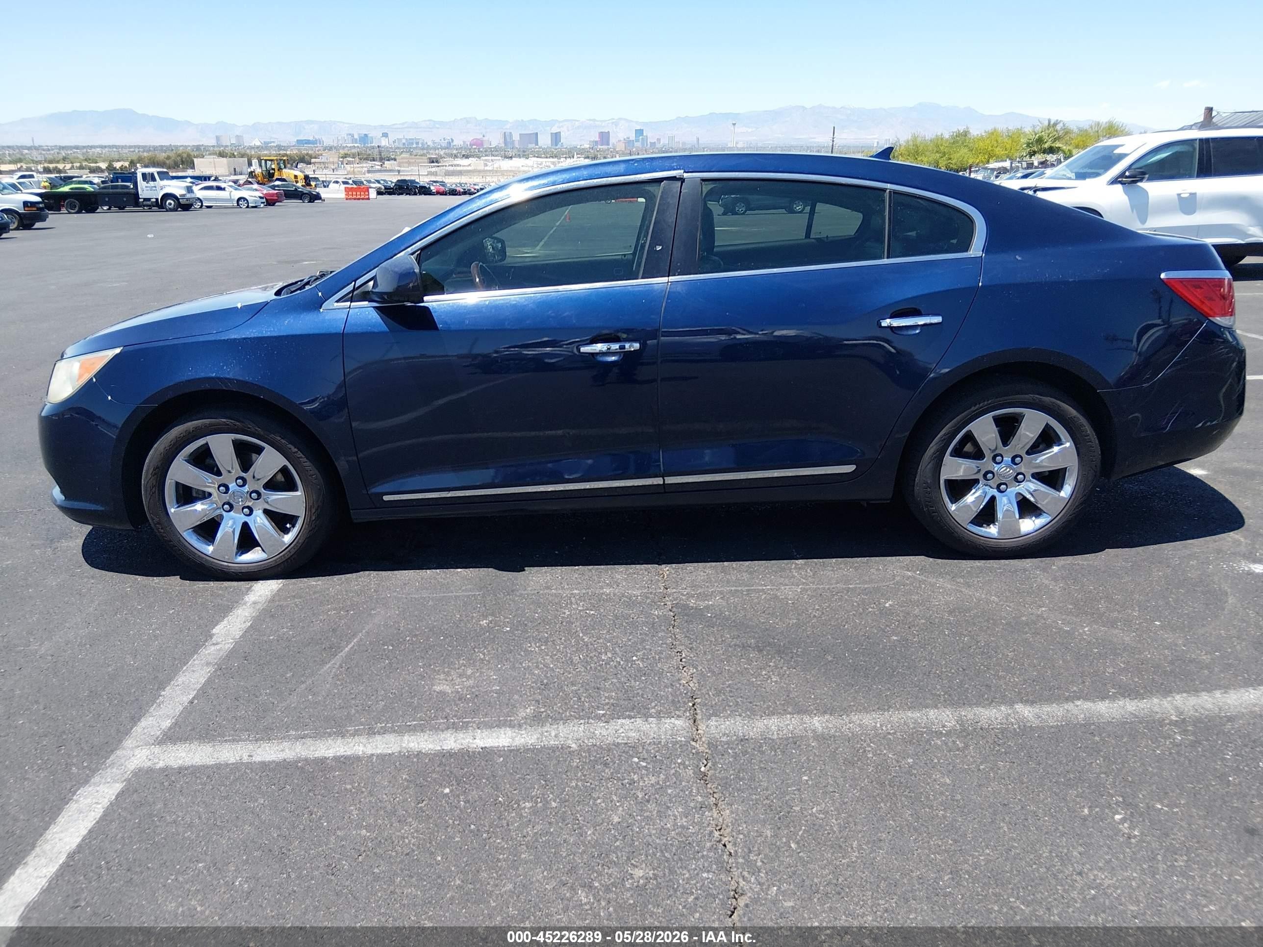 2012 Buick Lacrosse Premium 2 Group Blue vin: 1G4GF5G35CF278867