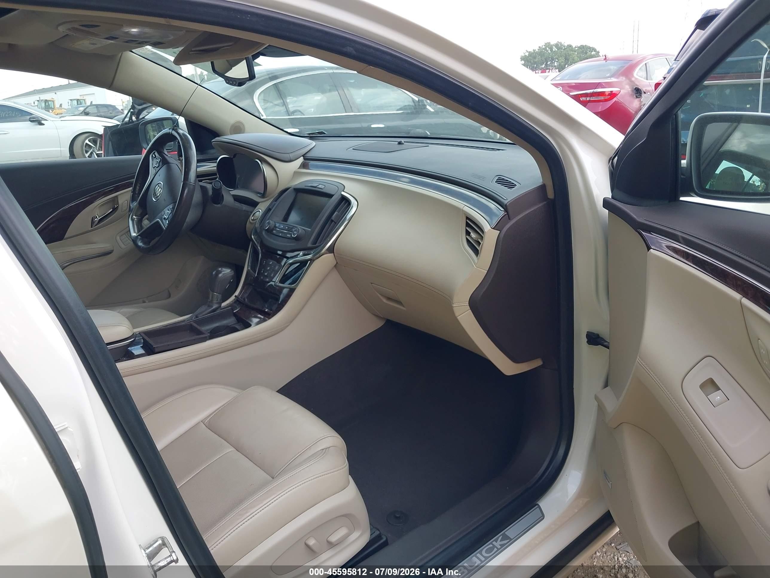 2014 Buick Lacrosse Premium Ii Group White vin: 1G4GF5G35EF191747