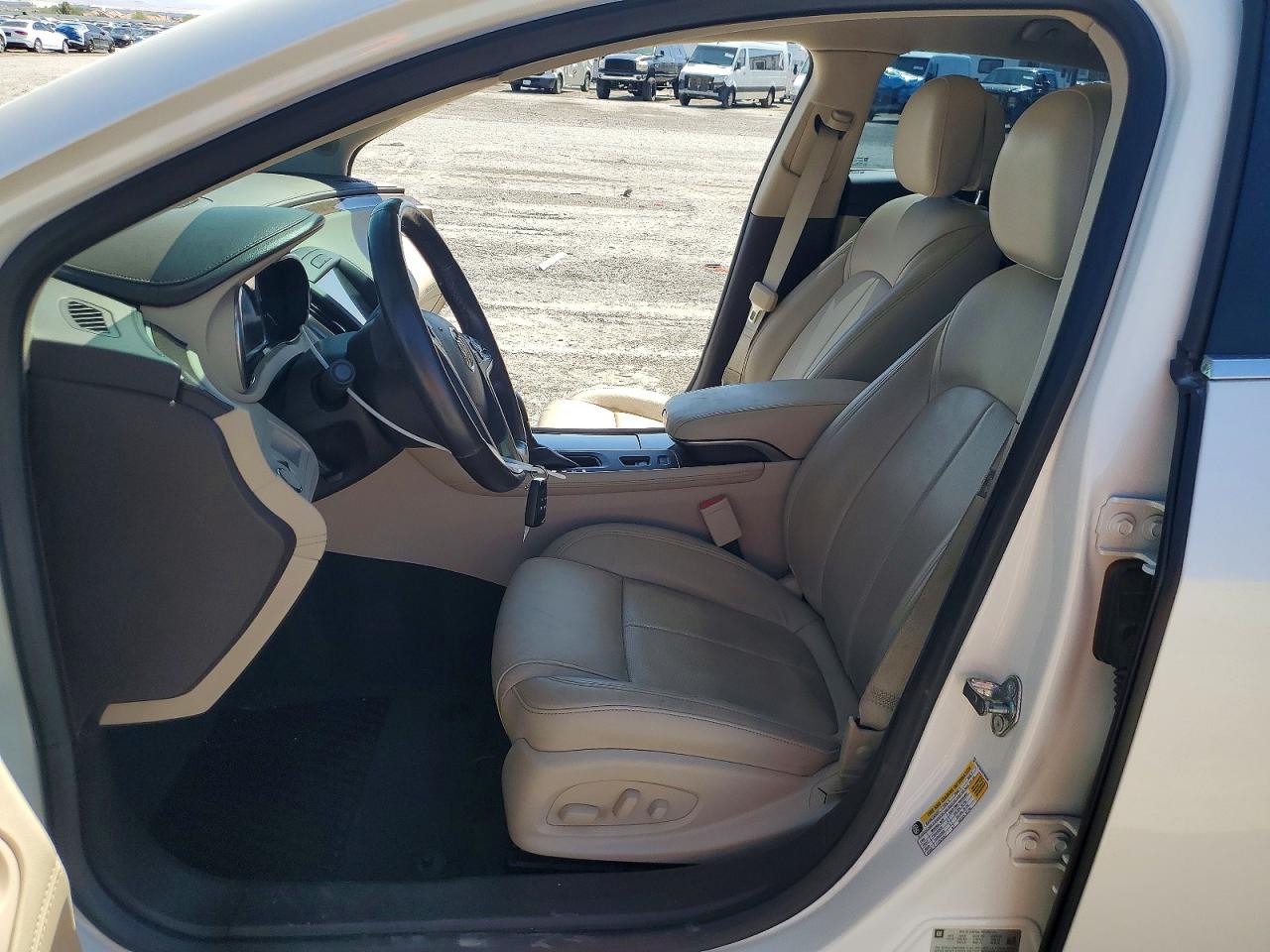 2014 Buick Lacrosse Touring White vin: 1G4GF5G35EF204349