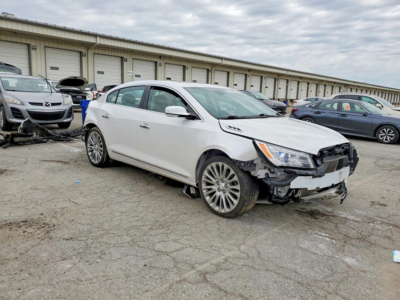 2015 Buick Lacrosse Premium White vin: 1G4GF5G35FF308423