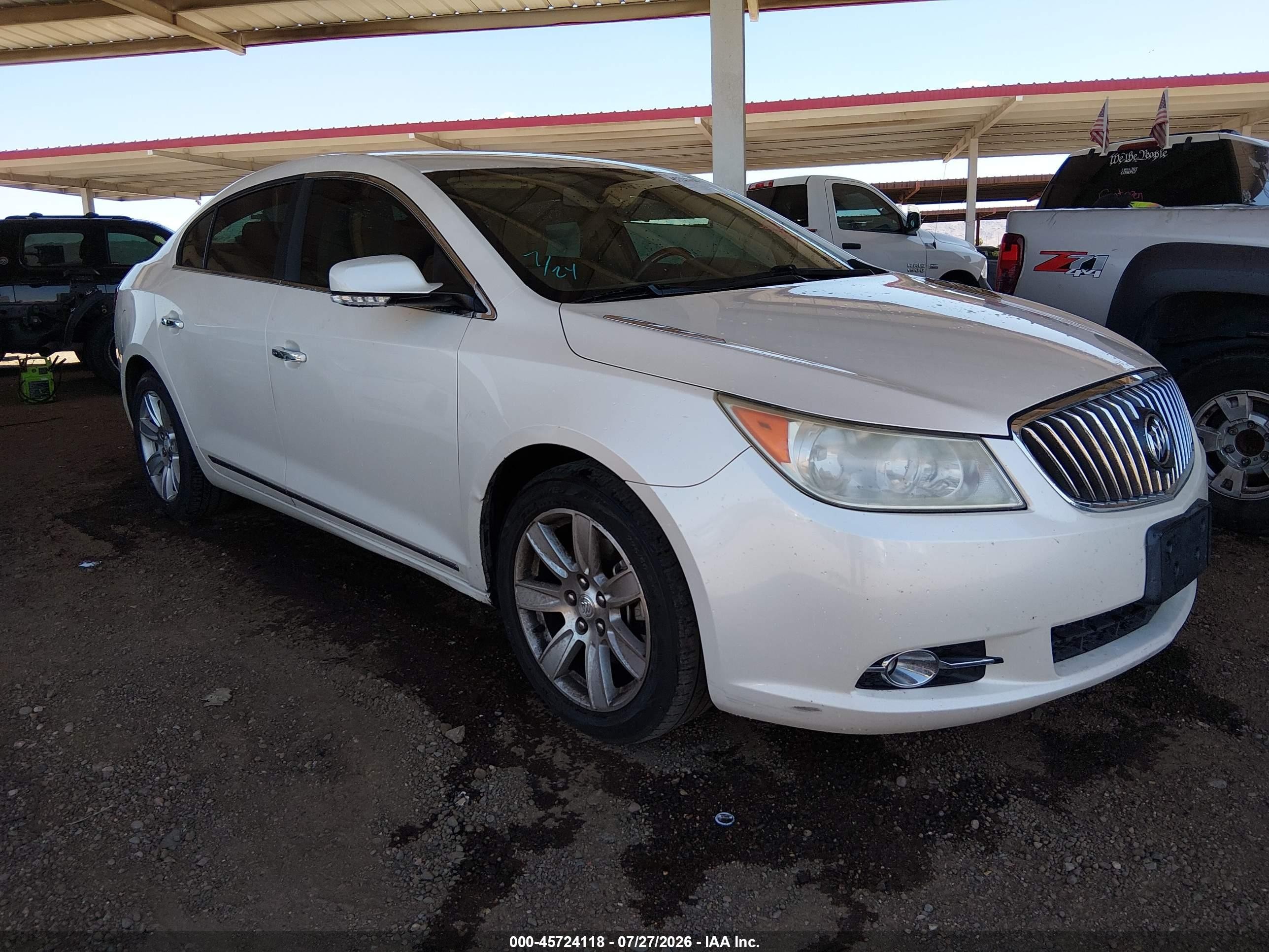 2013 Buick Lacrosse Premium 1 Group White vin: 1G4GF5G36DF139364