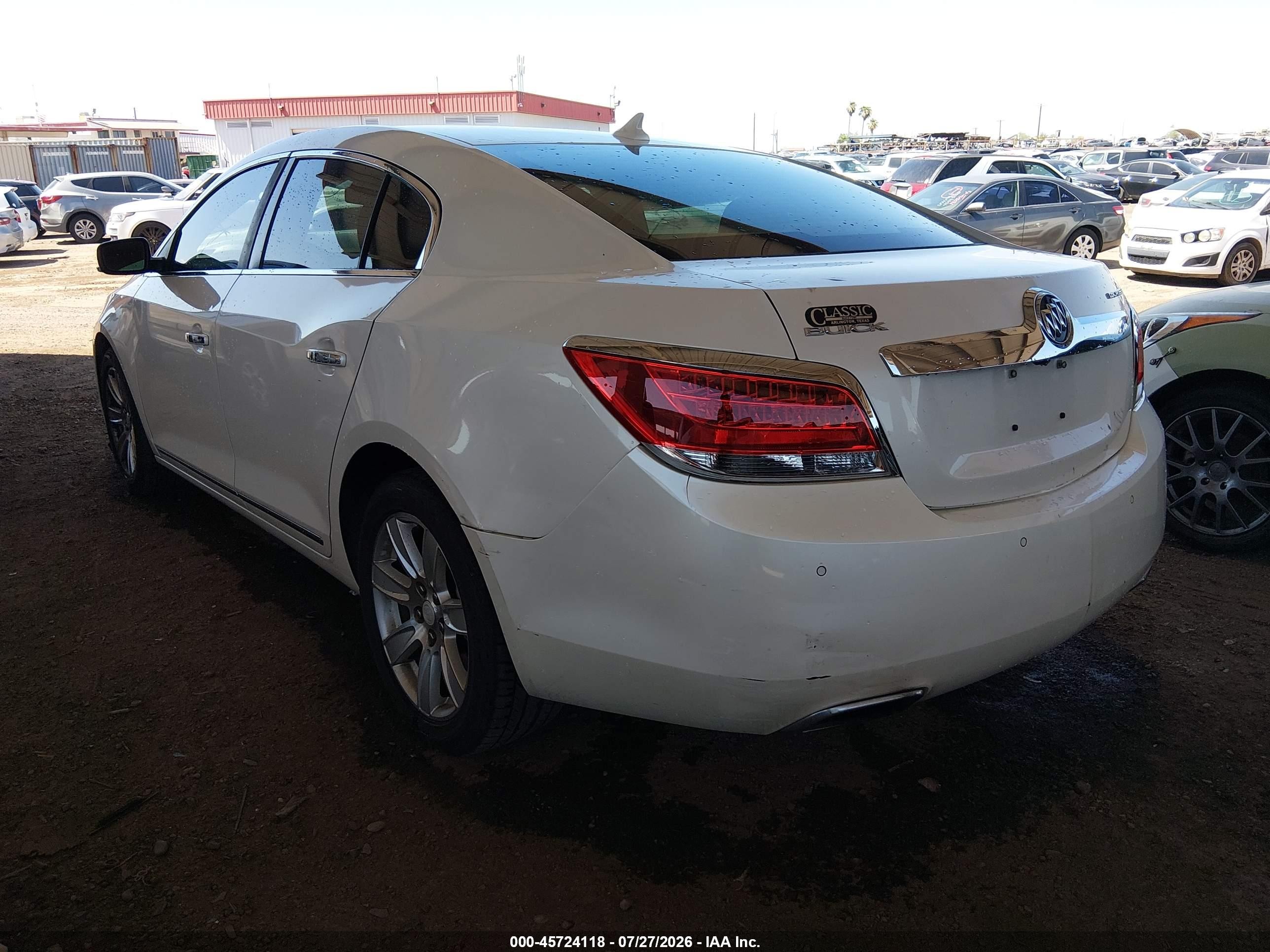 2013 Buick Lacrosse Premium 1 Group White vin: 1G4GF5G36DF139364