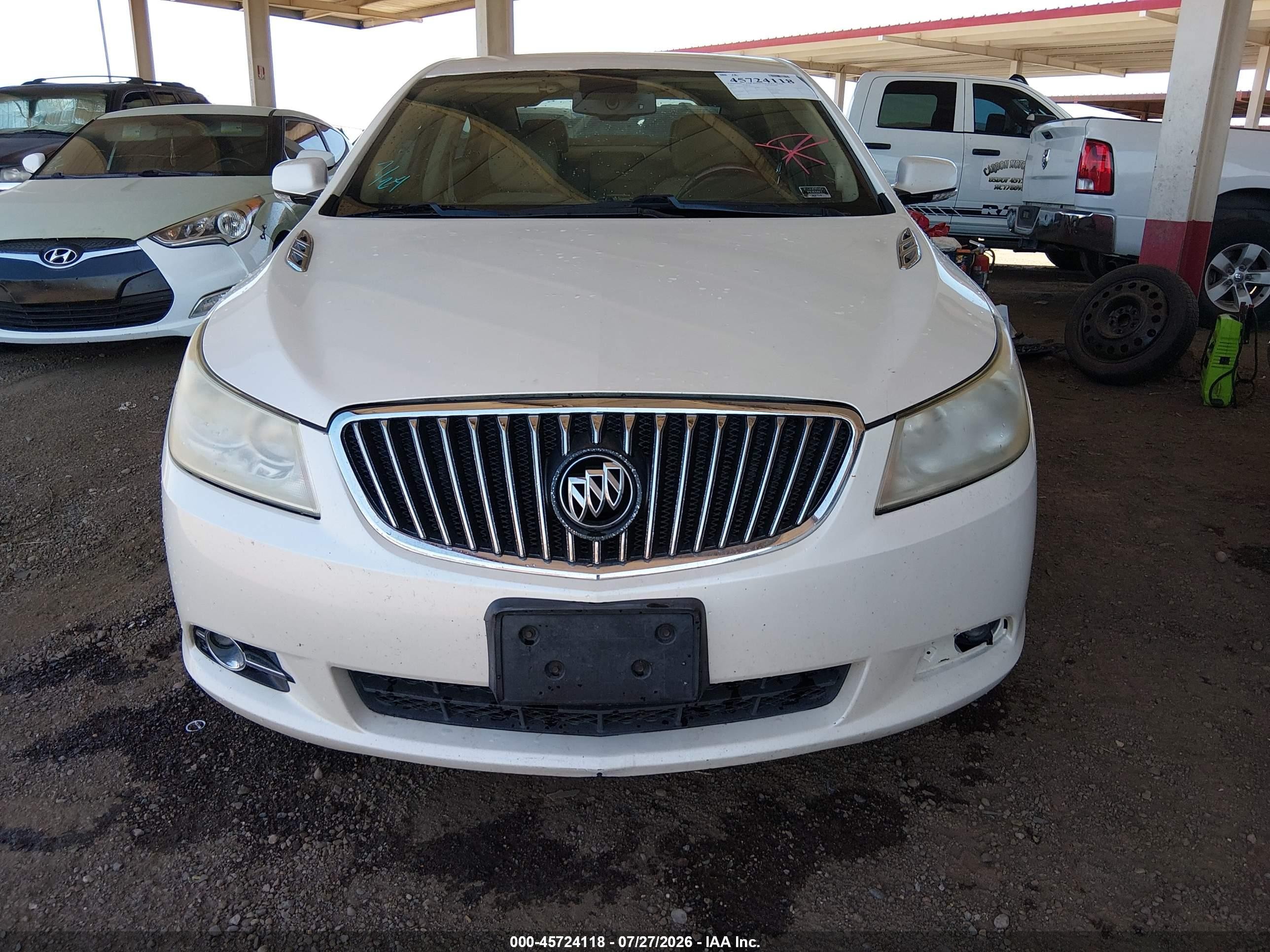 2013 Buick Lacrosse Premium 1 Group White vin: 1G4GF5G36DF139364