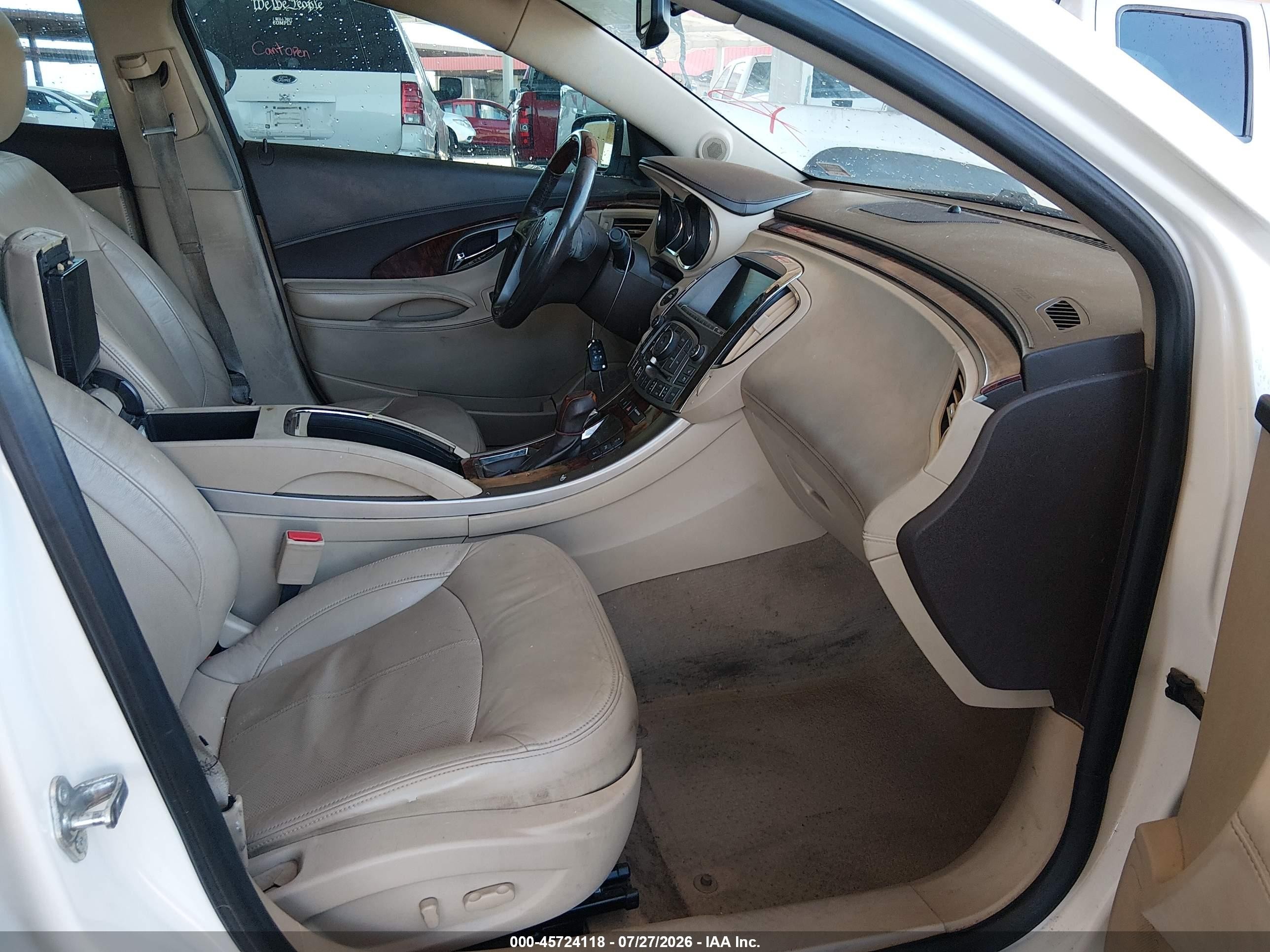 2013 Buick Lacrosse Premium 1 Group White vin: 1G4GF5G36DF139364