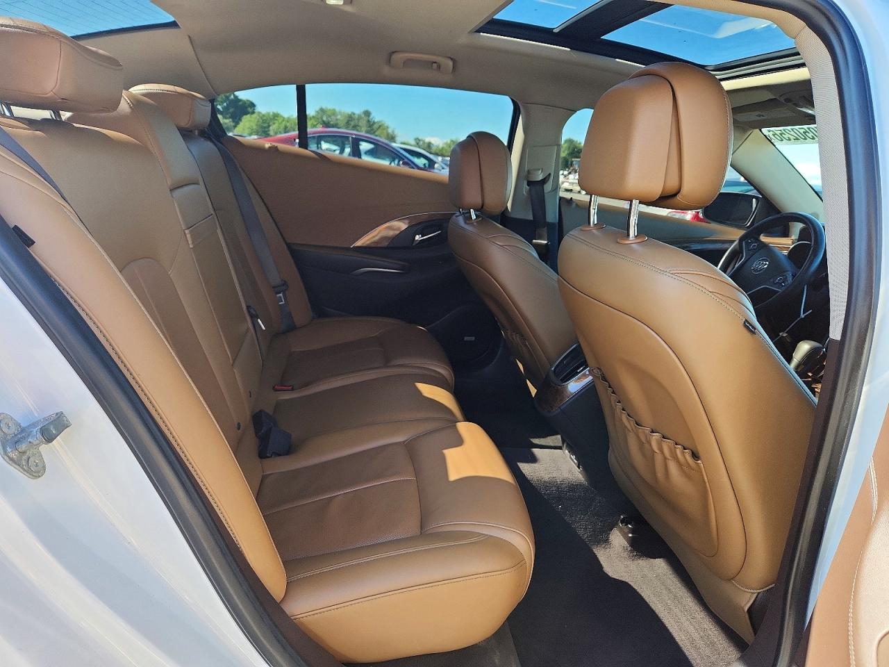 2014 Buick Lacrosse Touring White vin: 1G4GF5G36EF224464