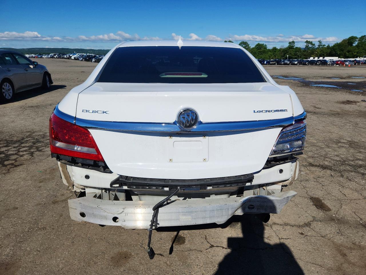 2014 Buick Lacrosse Touring White vin: 1G4GF5G36EF224464