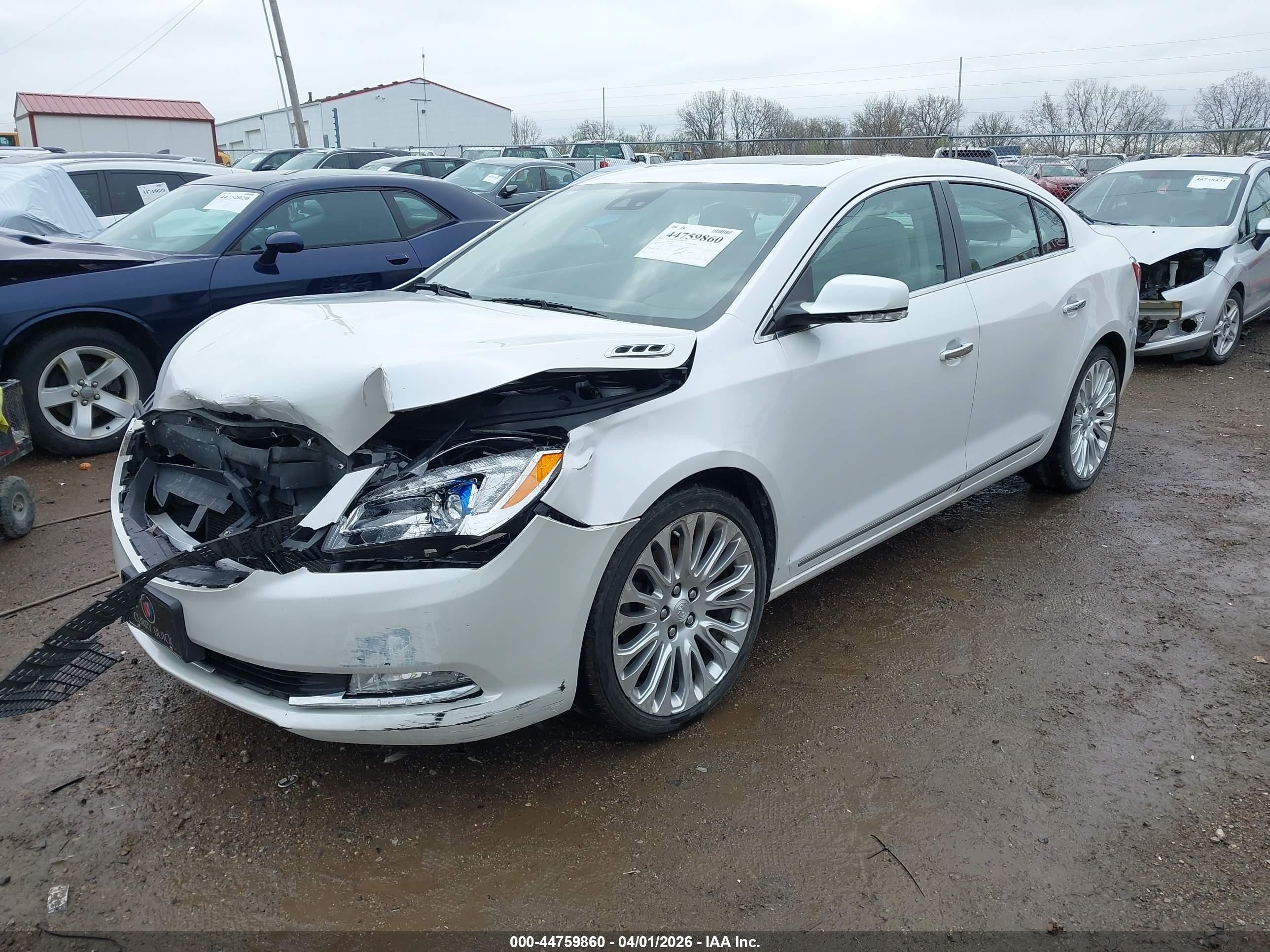 2015 Buick Lacrosse   White vin: 1G4GF5G36FF326400