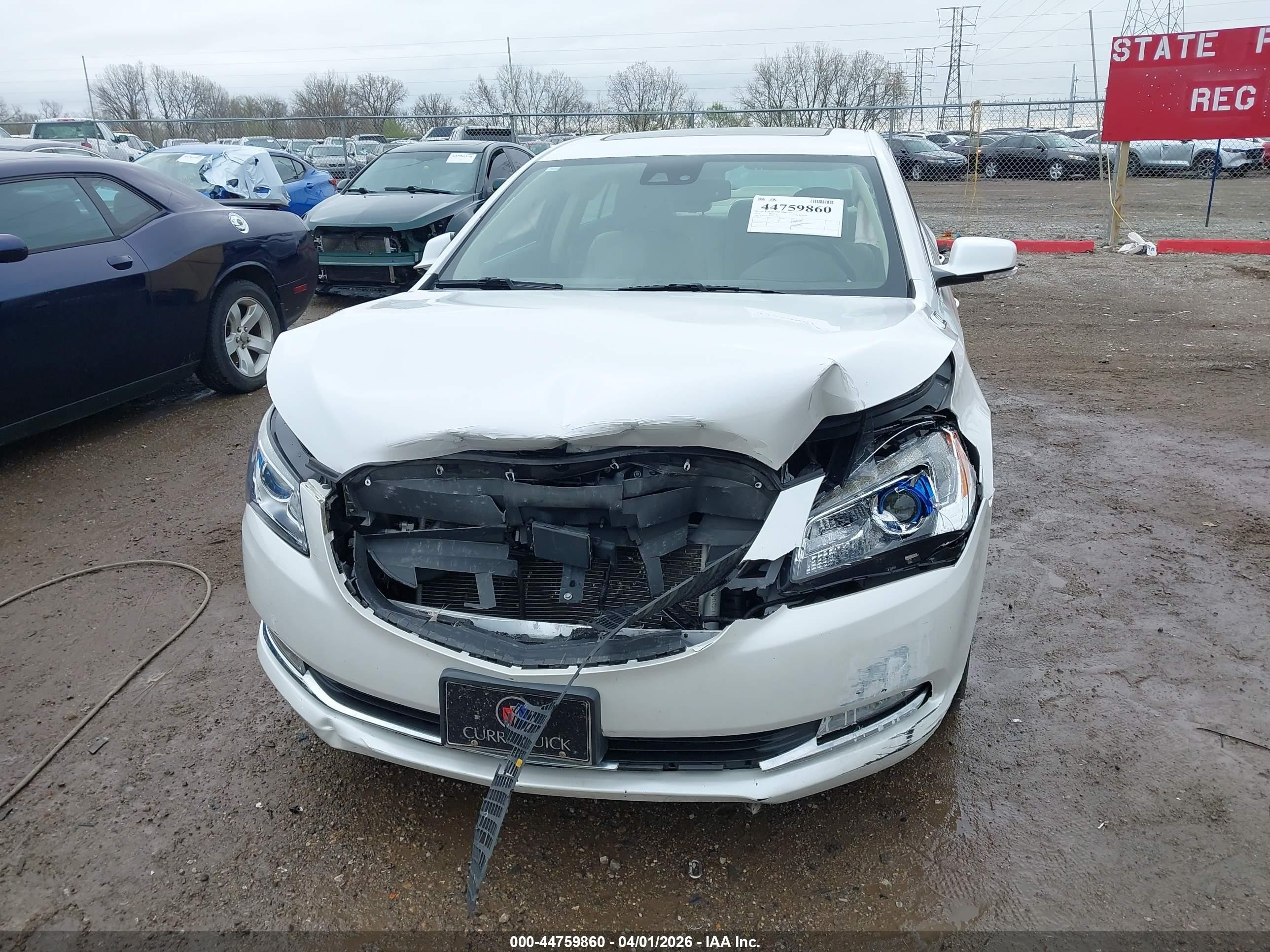 2015 Buick Lacrosse   White vin: 1G4GF5G36FF326400