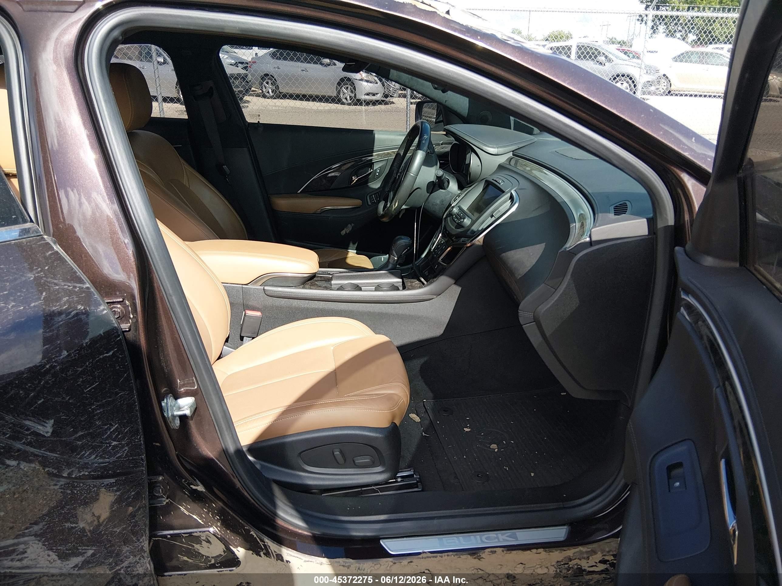 2015 Buick Lacrosse Premium Ii Brown vin: 1G4GF5G39FF165170
