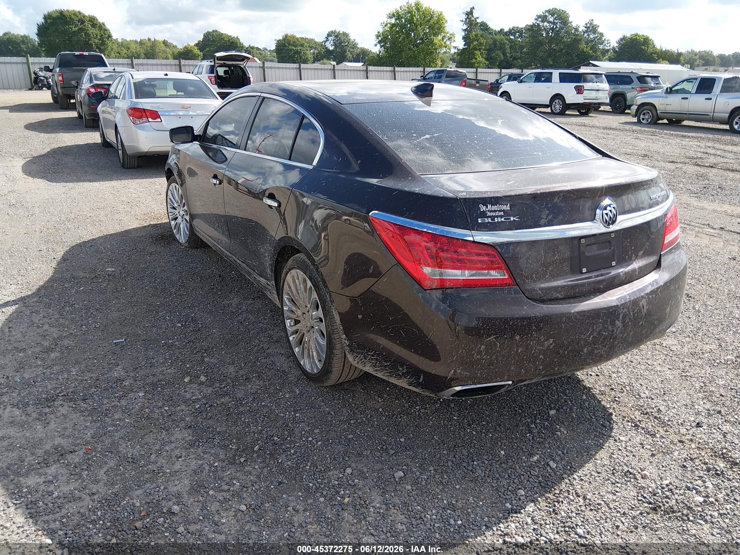 2015 Buick Lacrosse Premium Ii Brown vin: 1G4GF5G39FF165170