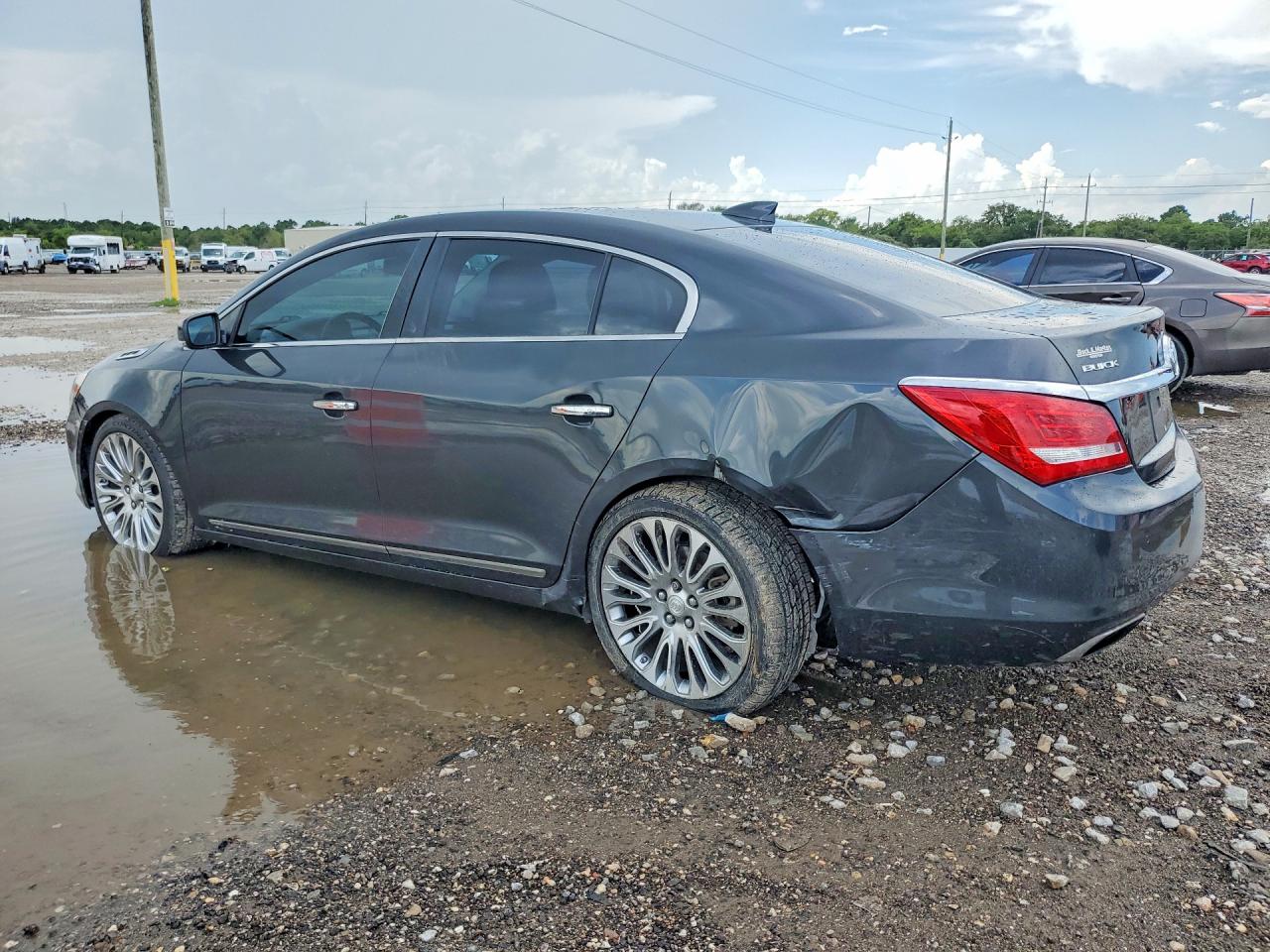 2015 Buick Lacrosse Premium Black vin: 1G4GF5G39FF189775