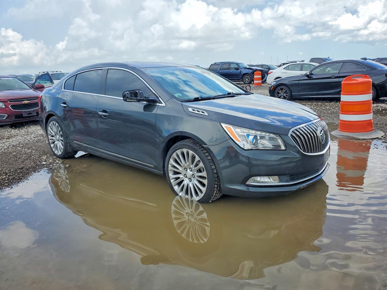 2015 Buick Lacrosse Premium Black vin: 1G4GF5G39FF189775
