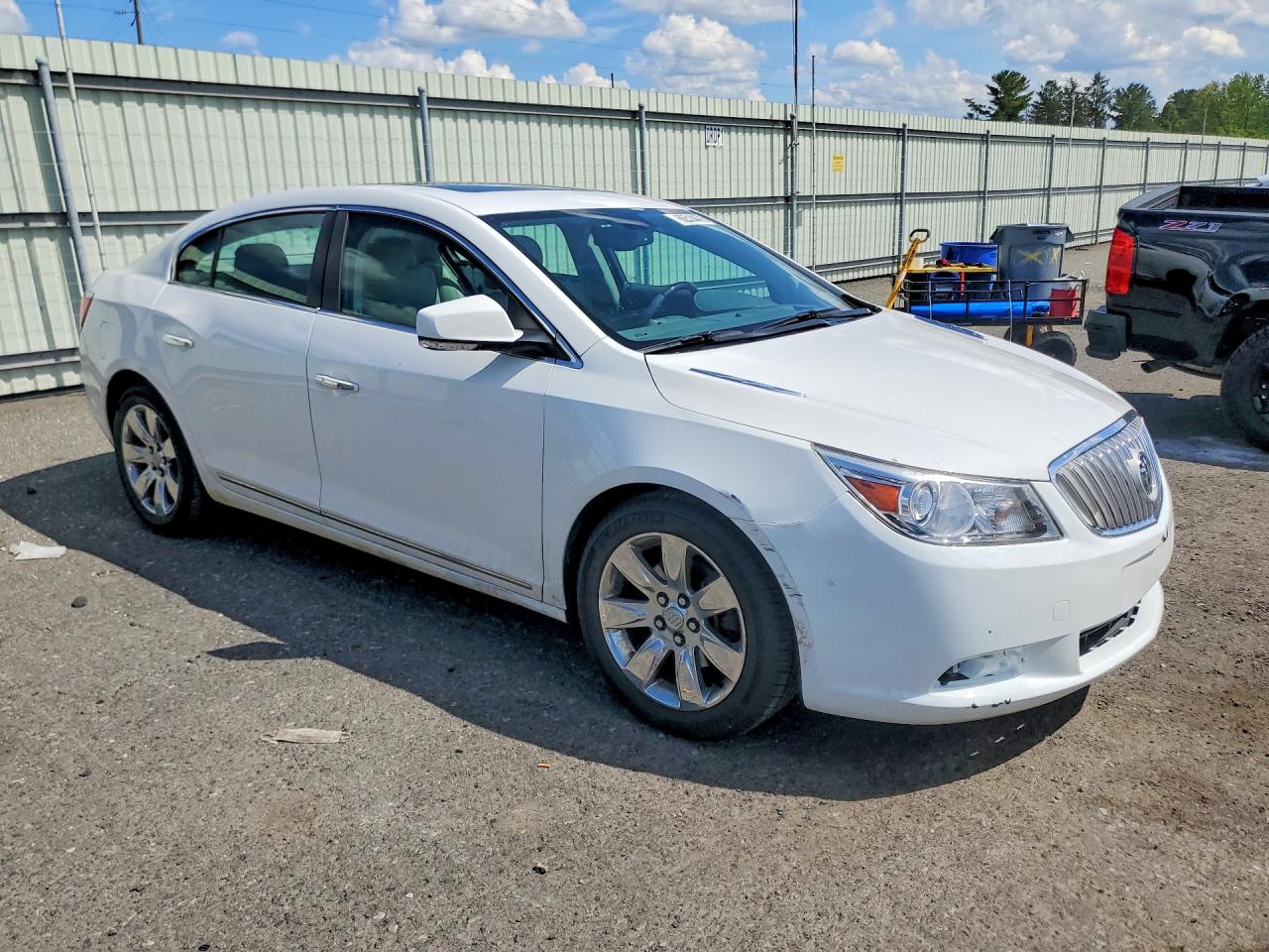 2012 Buick Lacrosse Premium White vin: 1G4GG5G3XCF317627