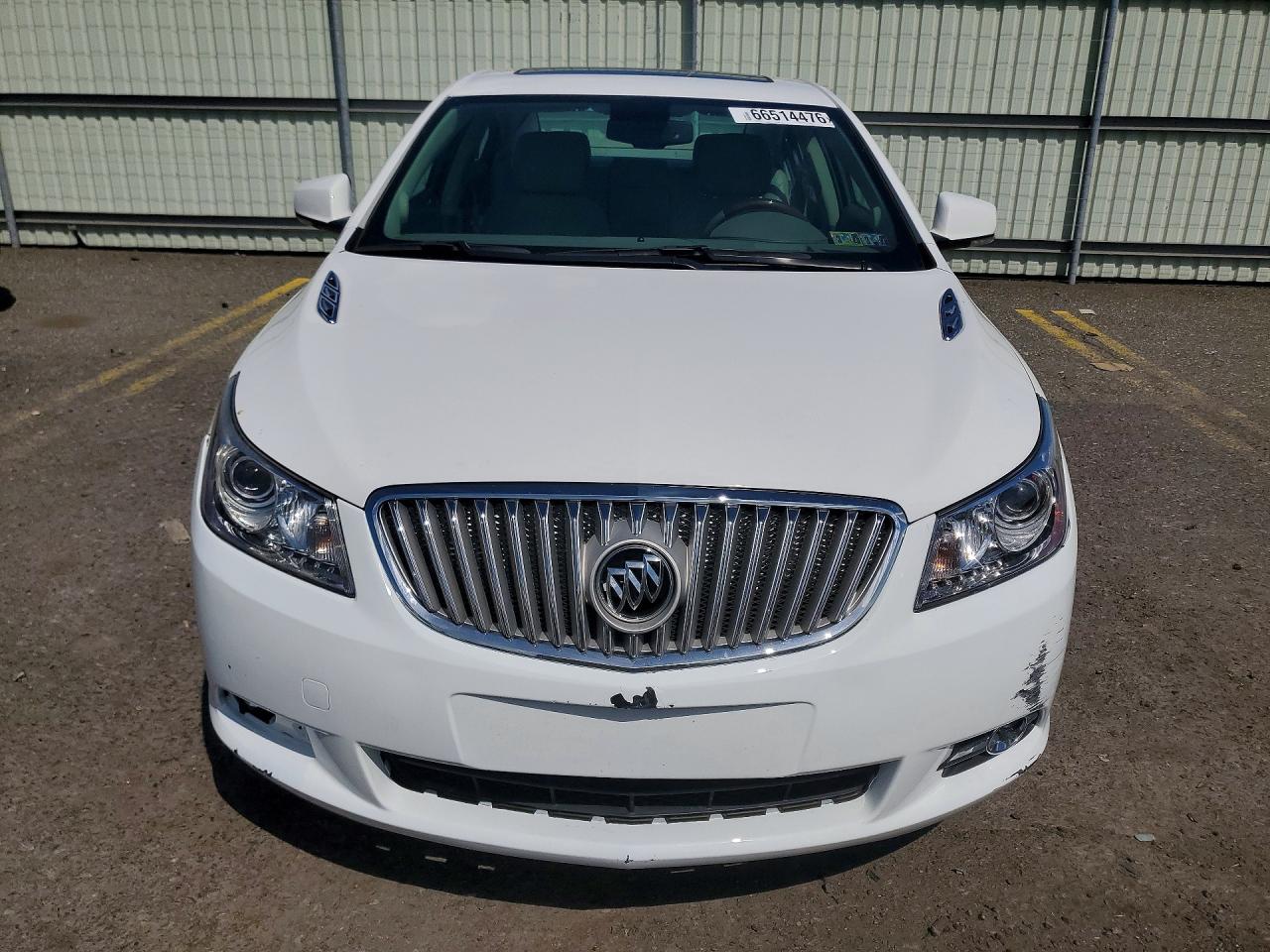 2012 Buick Lacrosse Premium White vin: 1G4GG5G3XCF317627