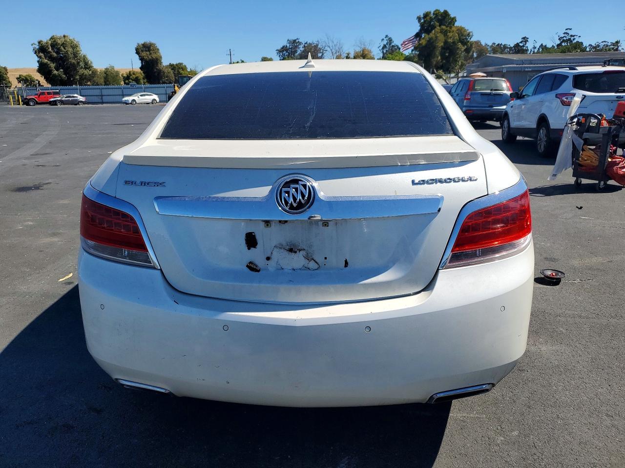 2012 Buick Lacrosse Premium White vin: 1G4GH5E30CF213809