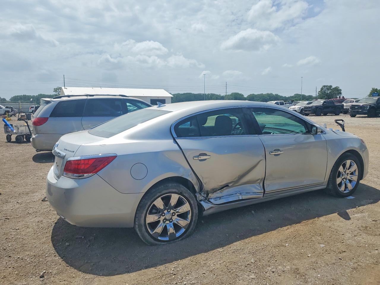 2013 Buick Lacrosse Premium Silver vin: 1G4GH5E32DF123322