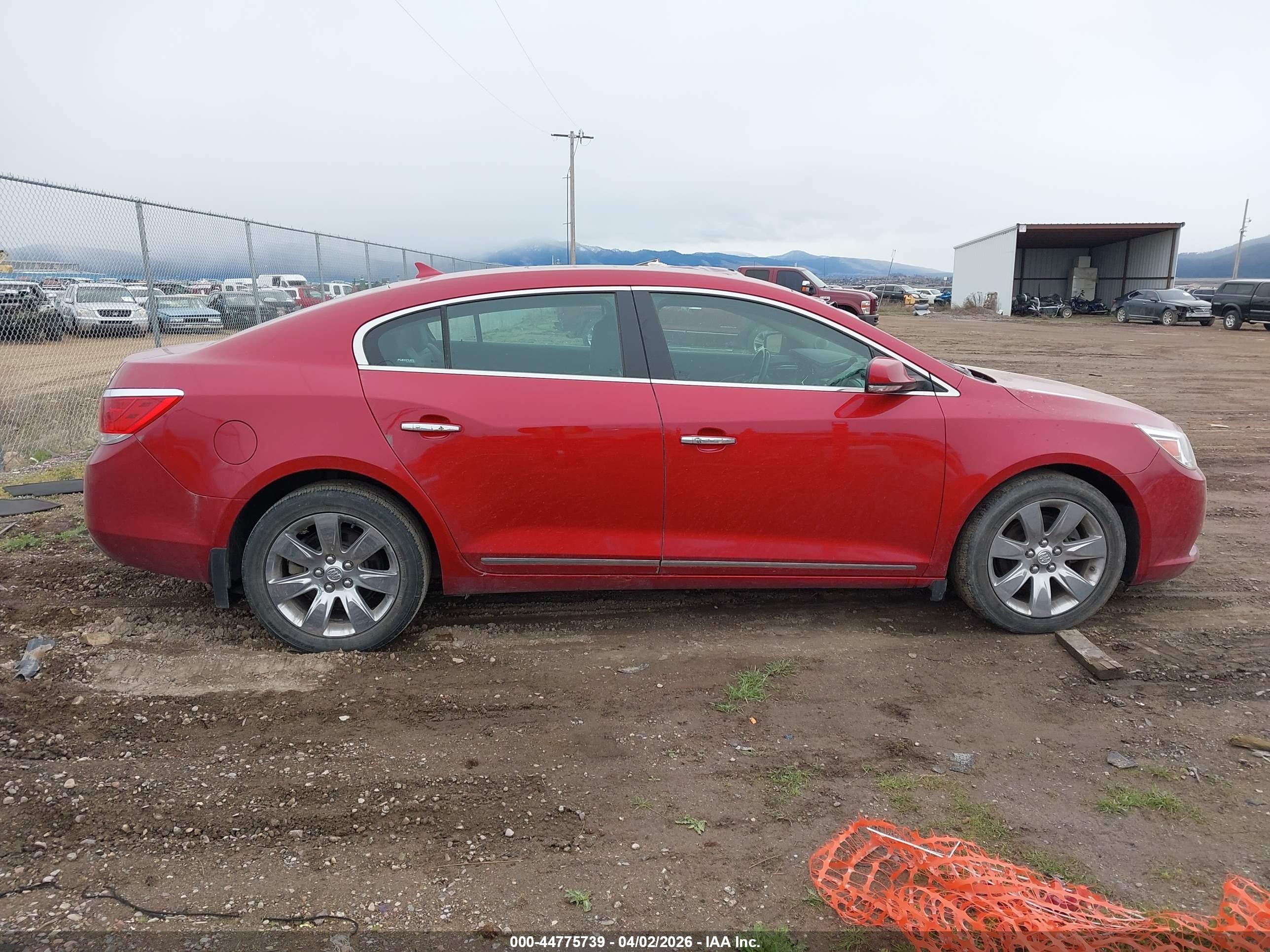 2013 Buick Lacrosse Premium 2 Group Красный vin: 1G4GH5E33DF311511