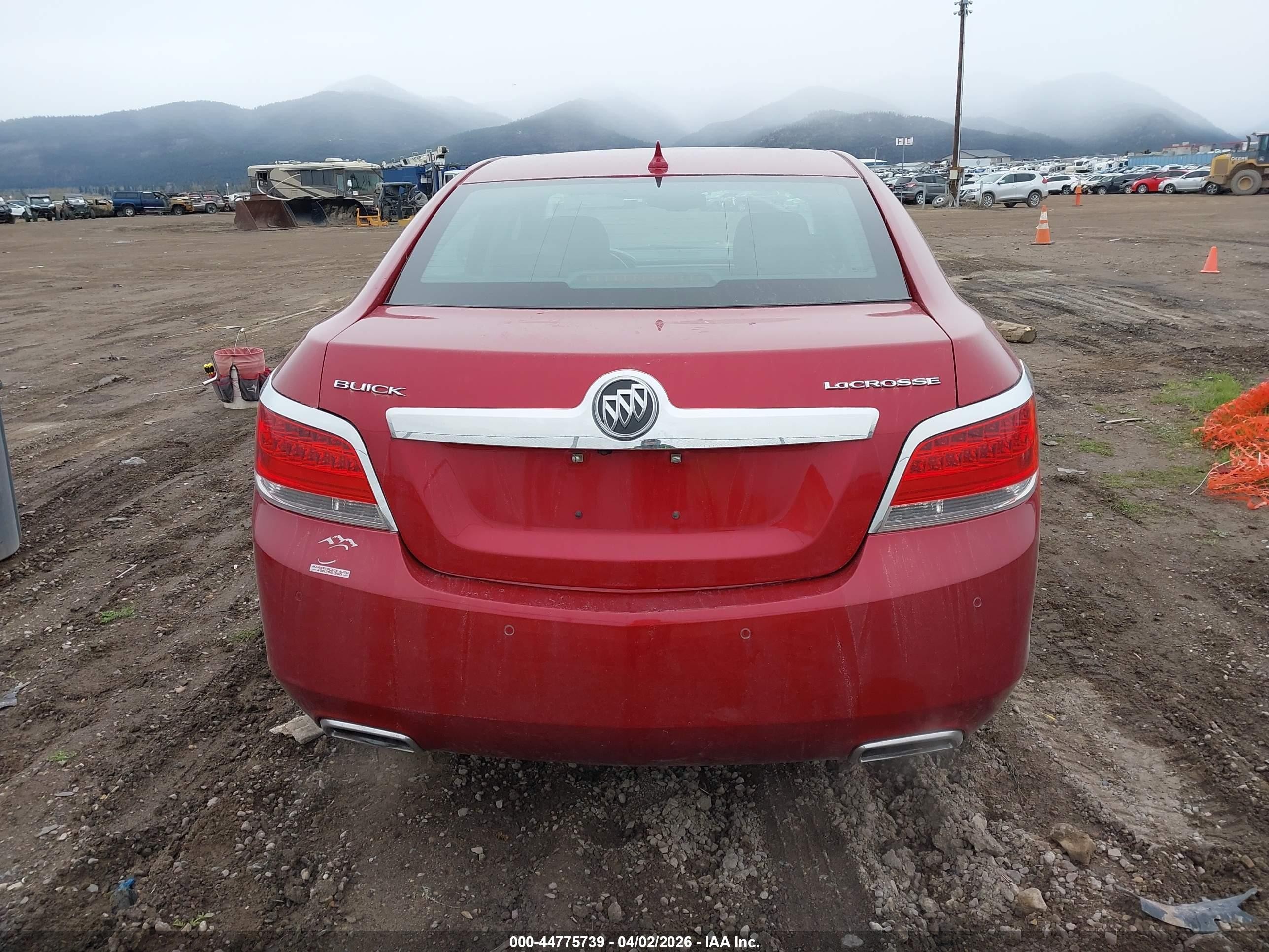 2013 Buick Lacrosse Premium 2 Group Красный vin: 1G4GH5E33DF311511