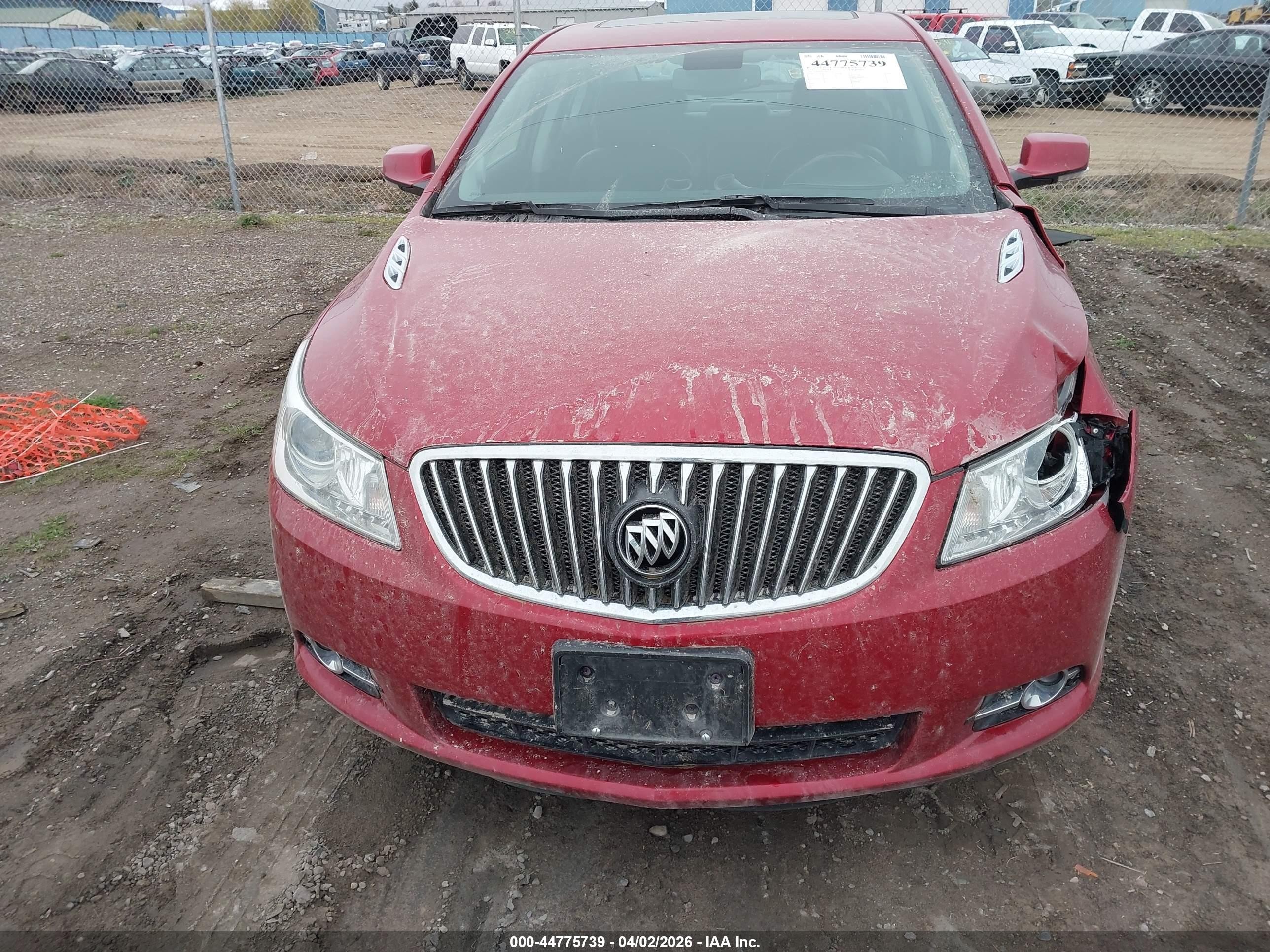 2013 Buick Lacrosse Premium 2 Group Красный vin: 1G4GH5E33DF311511
