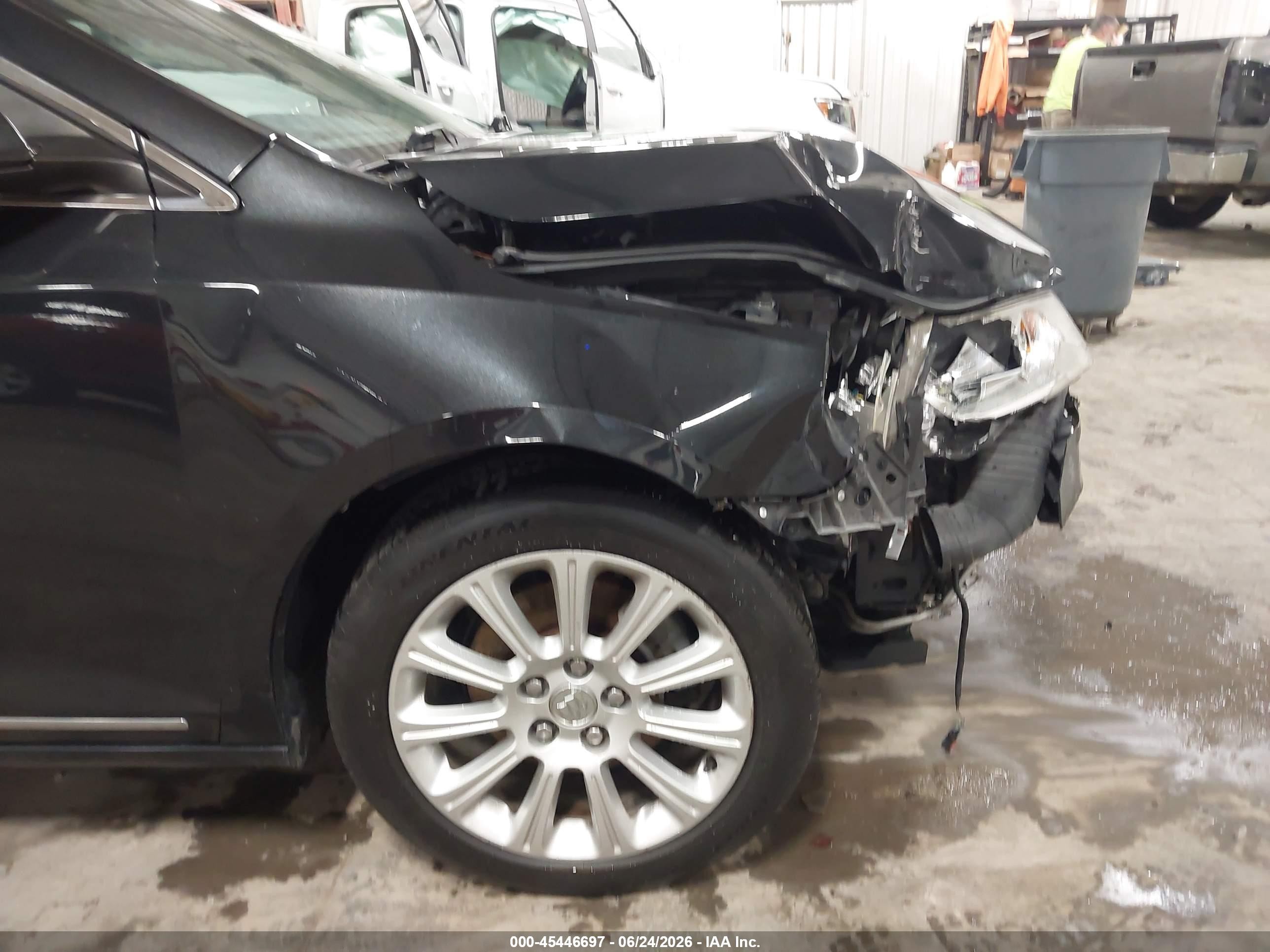 2012 Buick Lacrosse Premium 3 Group Black vin: 1G4GH5E34CF134403