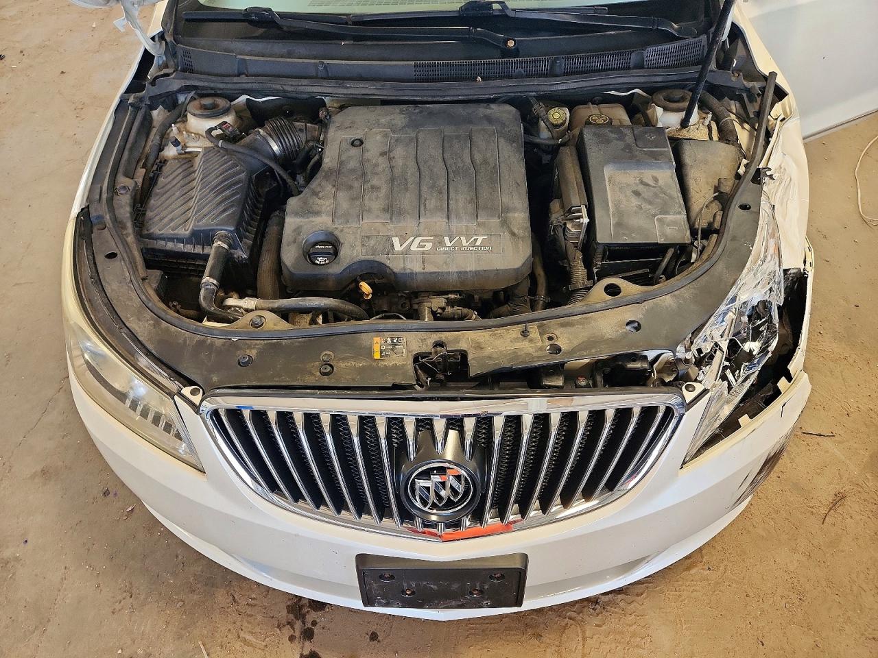 2013 Buick Lacrosse Premium White vin: 1G4GH5E35DF176905