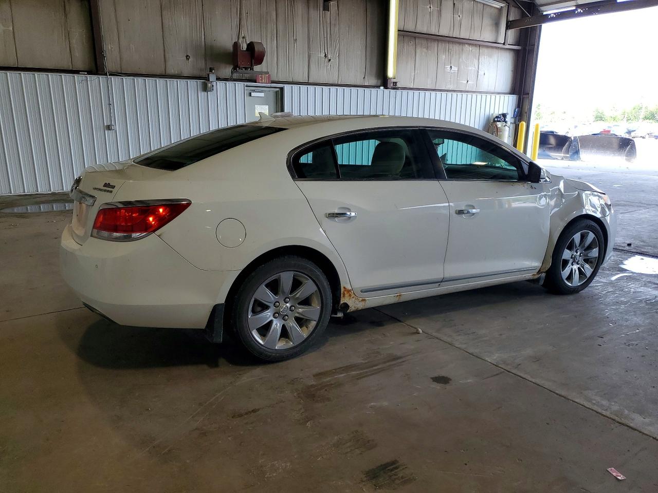 2012 Buick Lacrosse Premium White vin: 1G4GH5E38CF147445