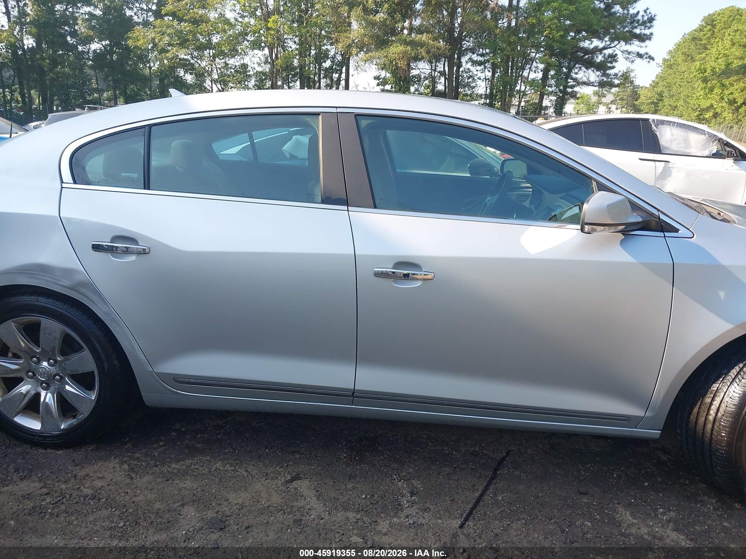 2013 Buick Lacrosse Premium 2 Group Silver vin: 1G4GH5E38DF320754