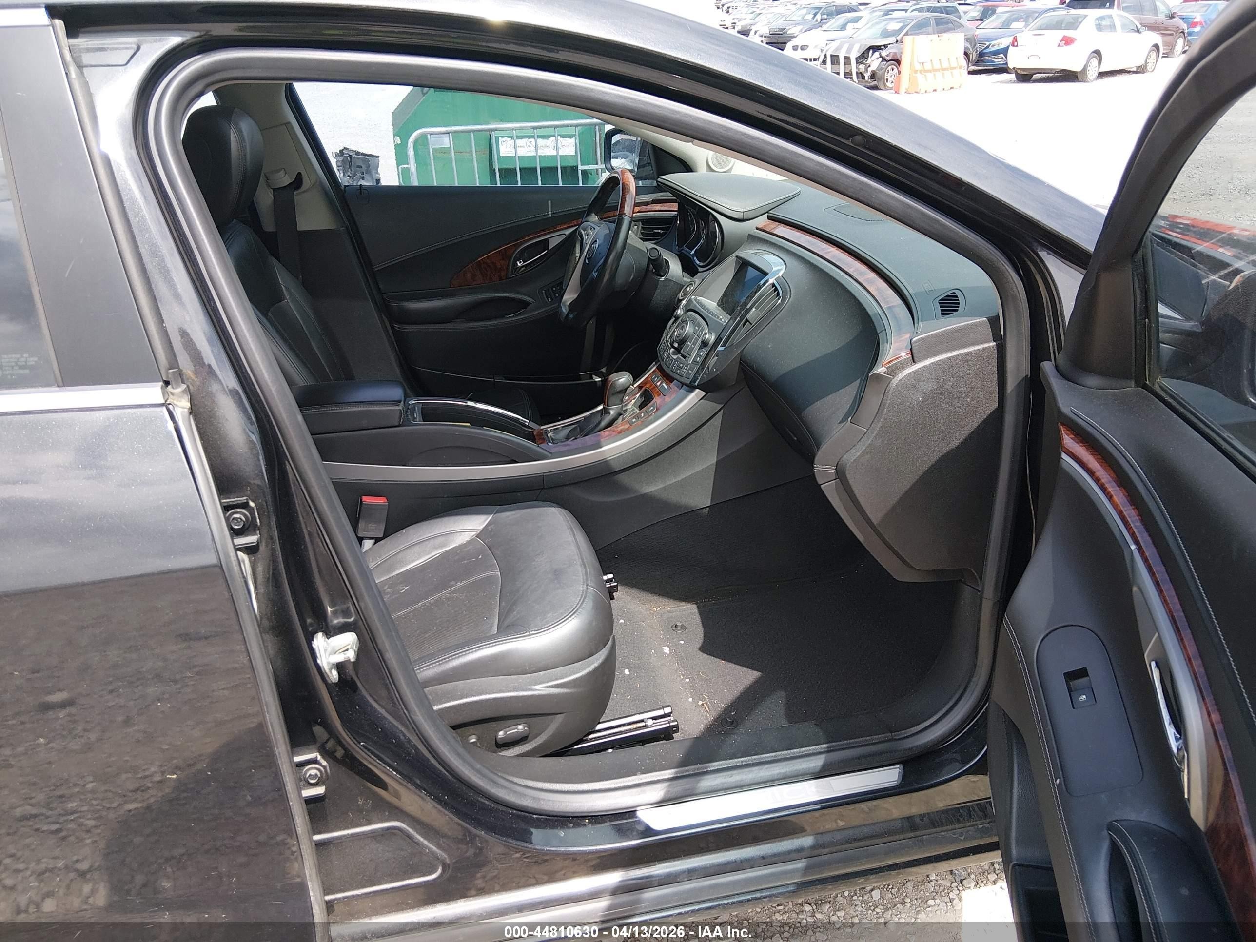 2013 Buick Lacrosse Premium 2 Group Черный vin: 1G4GH5E3XDF235219