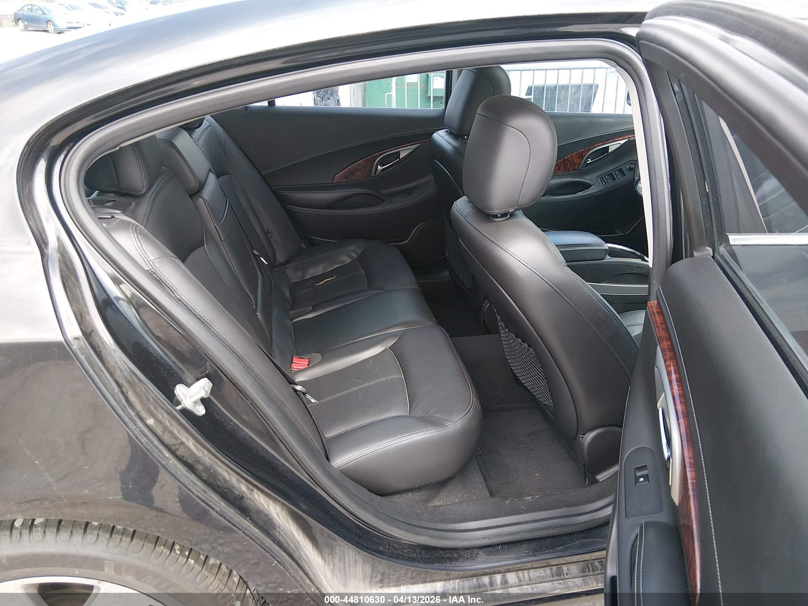 2013 Buick Lacrosse Premium 2 Group Черный vin: 1G4GH5E3XDF235219