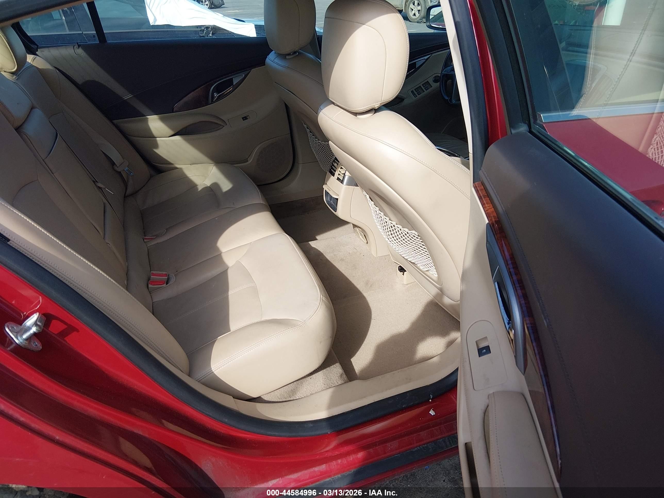 2013 Buick Lacrosse Premium 2 Group Red vin: 1G4GH5G30DF236828