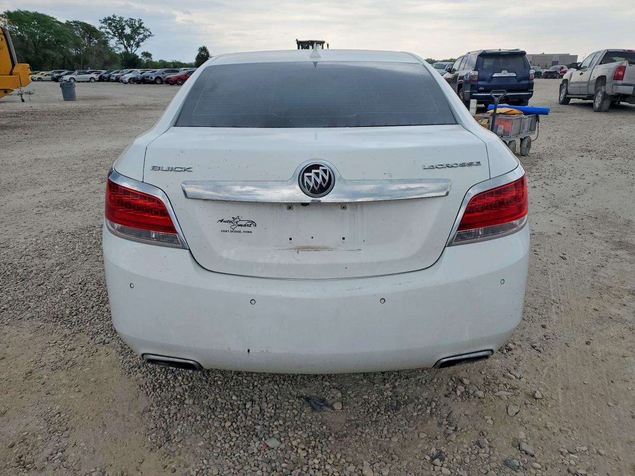 2012 Buick Lacrosse Premium White vin: 1G4GH5G33CF198431