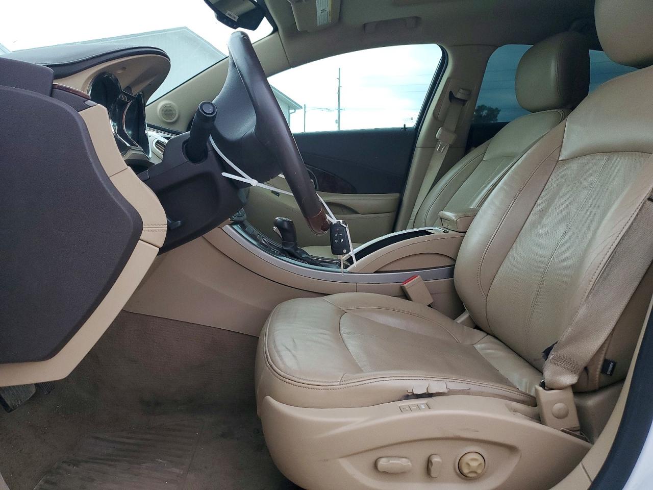 2012 Buick Lacrosse Premium White vin: 1G4GH5G33CF198431