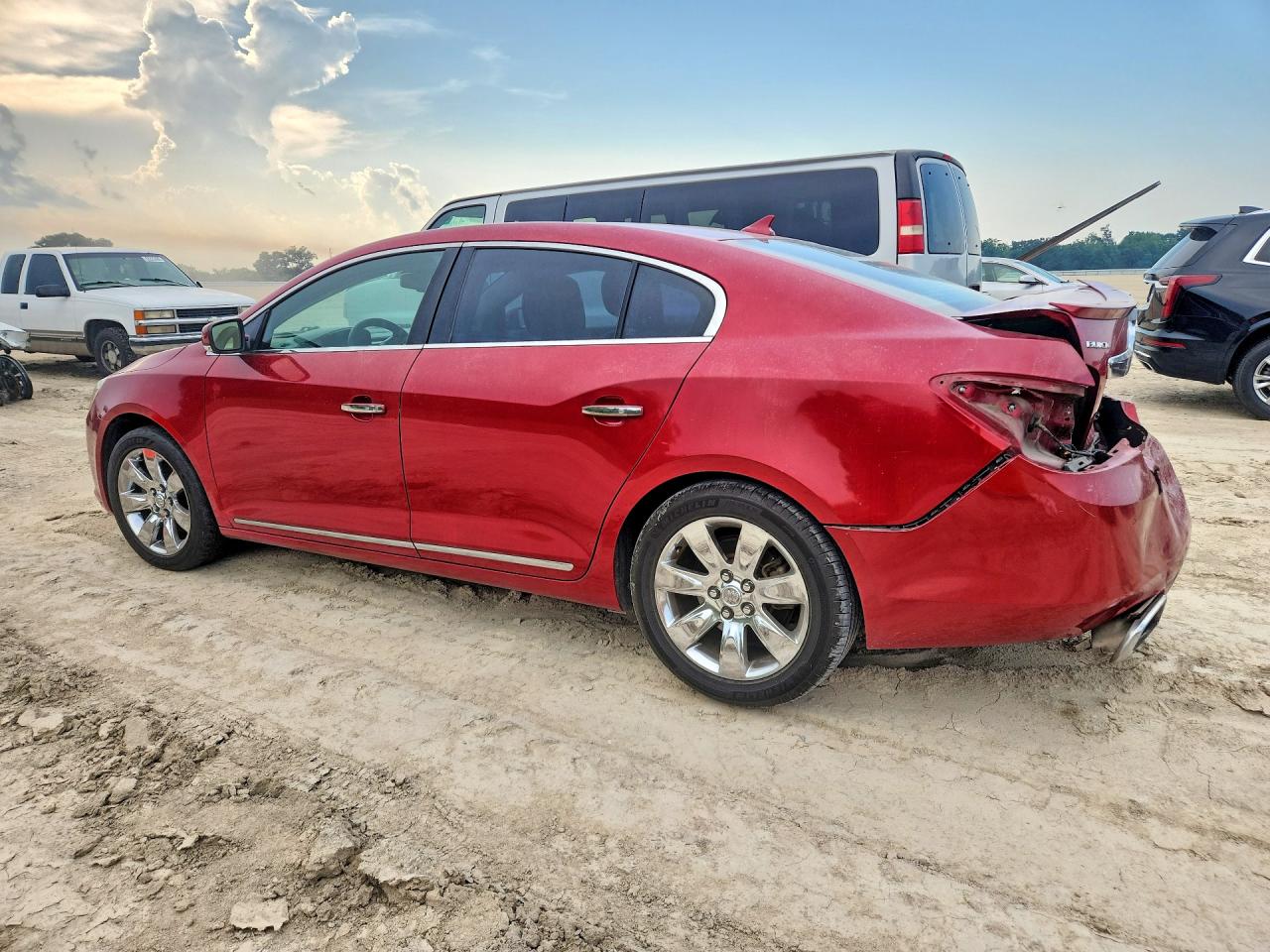 2013 Buick Lacrosse Premium Red vin: 1G4GH5G3XDF190957
