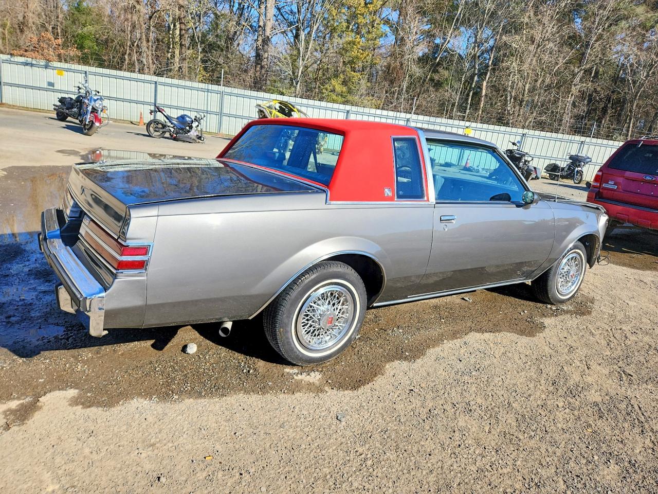 1986 Buick Regal Gray vin: 1G4GJ47AXGP215688