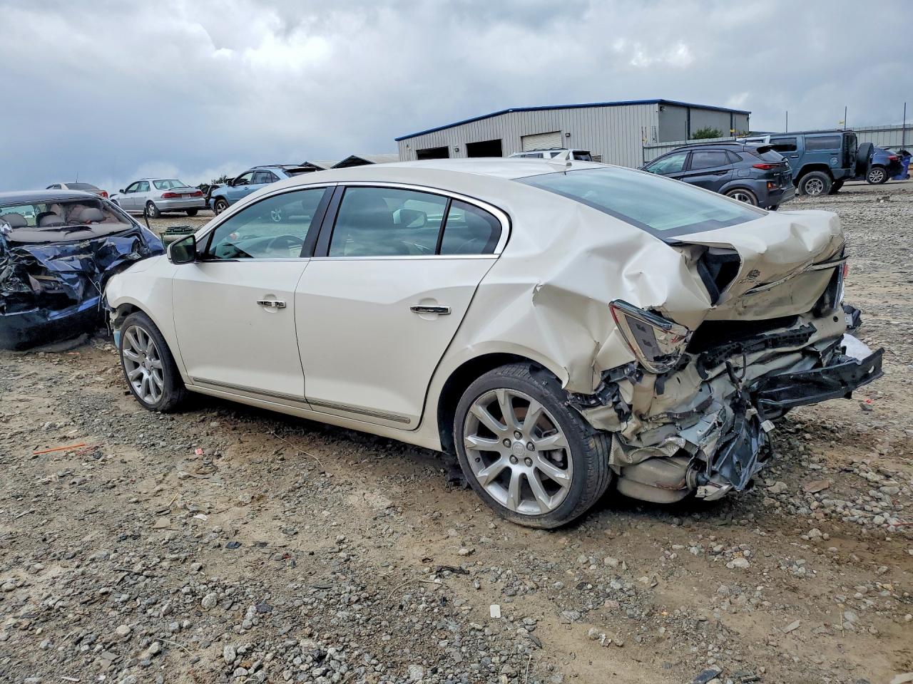 2012 Buick Lacrosse Touring White vin: 1G4GJ5E32CF336502