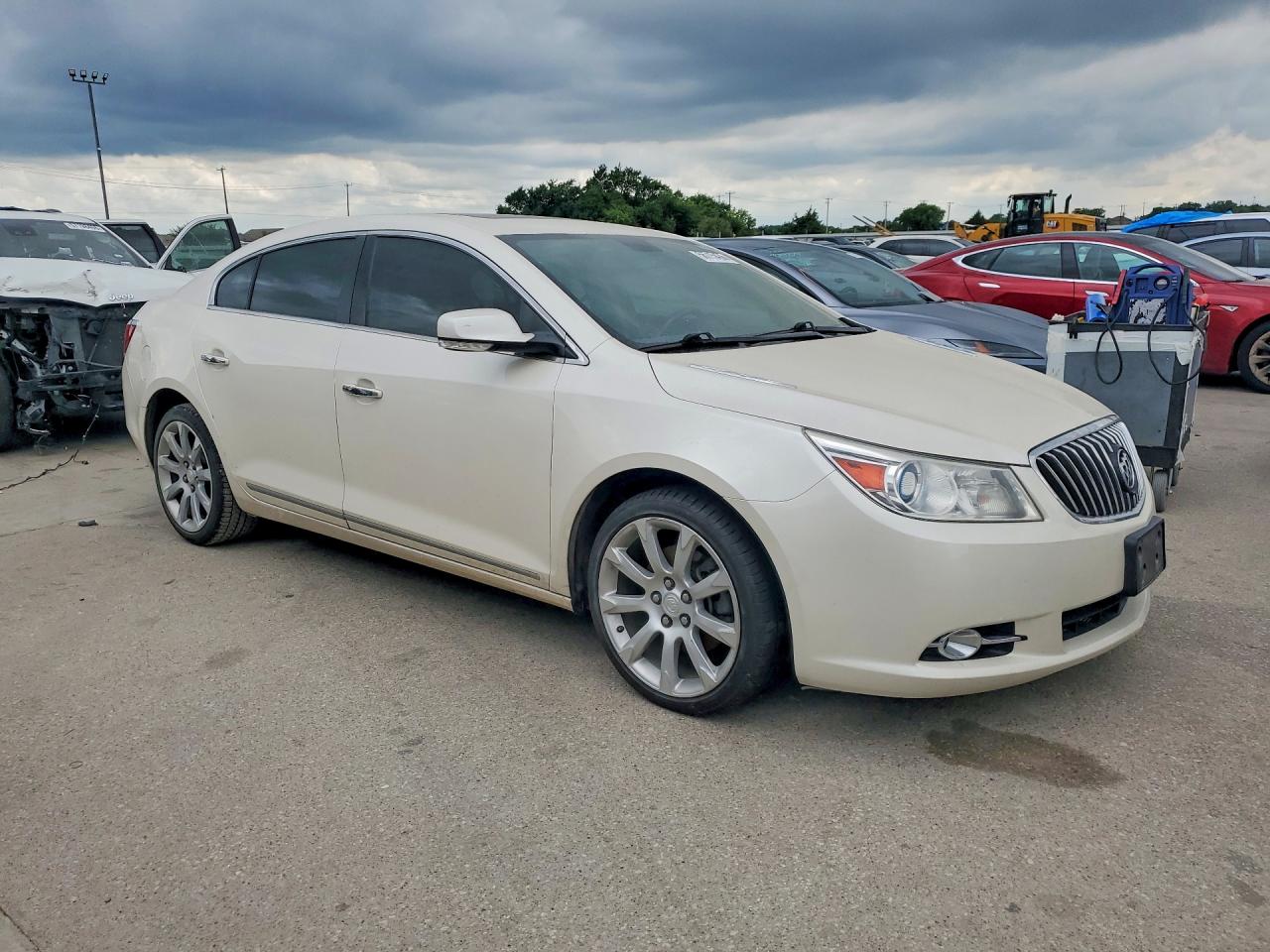 2013 Buick Lacrosse Touring White vin: 1G4GJ5E33DF302599