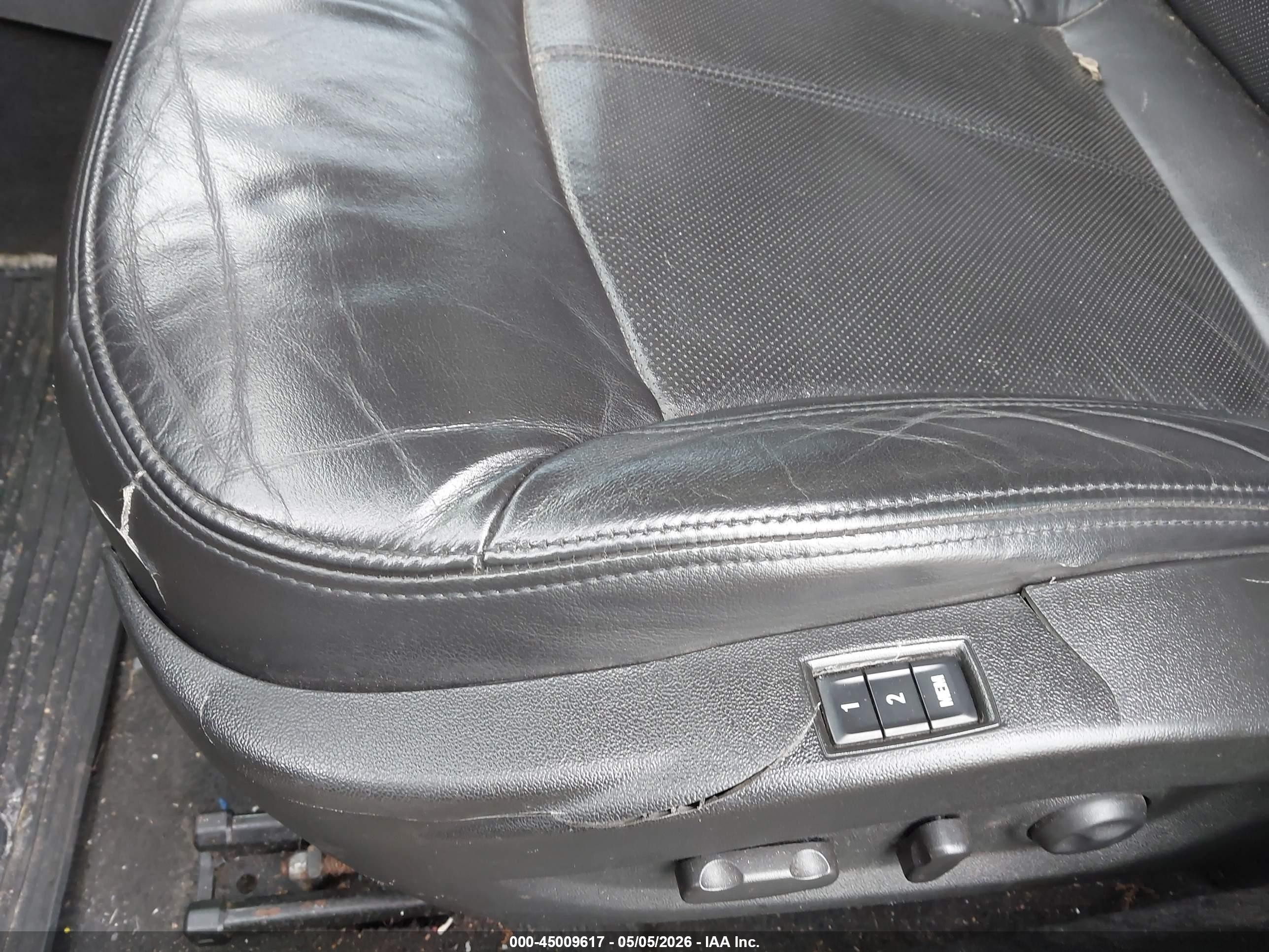 2013 Buick Lacrosse Touring Group Black vin: 1G4GJ5E37DF190406