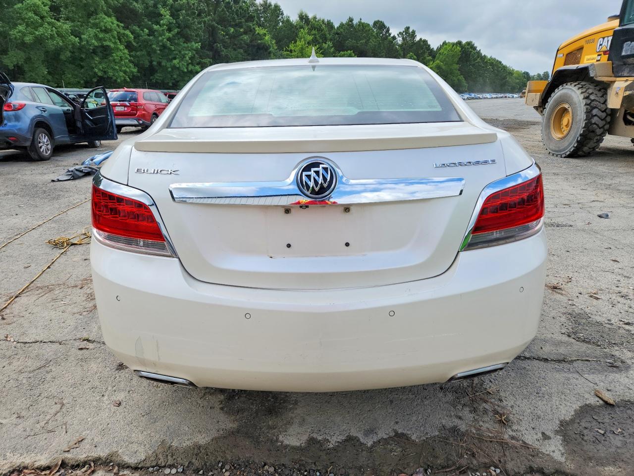 2012 Buick Lacrosse Touring White vin: 1G4GJ5E39CF272569