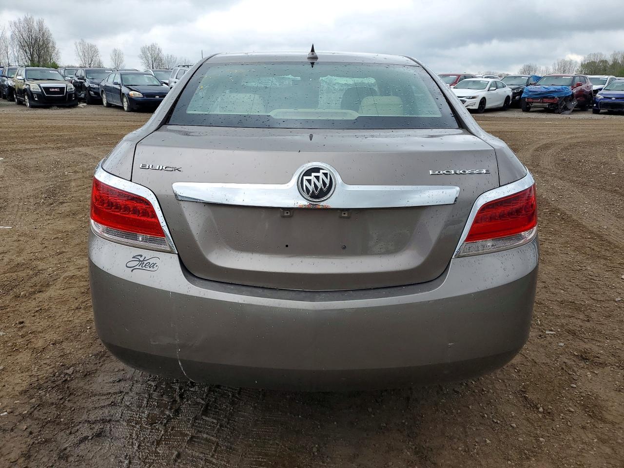 2010 Buick Allure/lacrosse Cx Коричневый vin: 1G4GJ5EG6AF212359