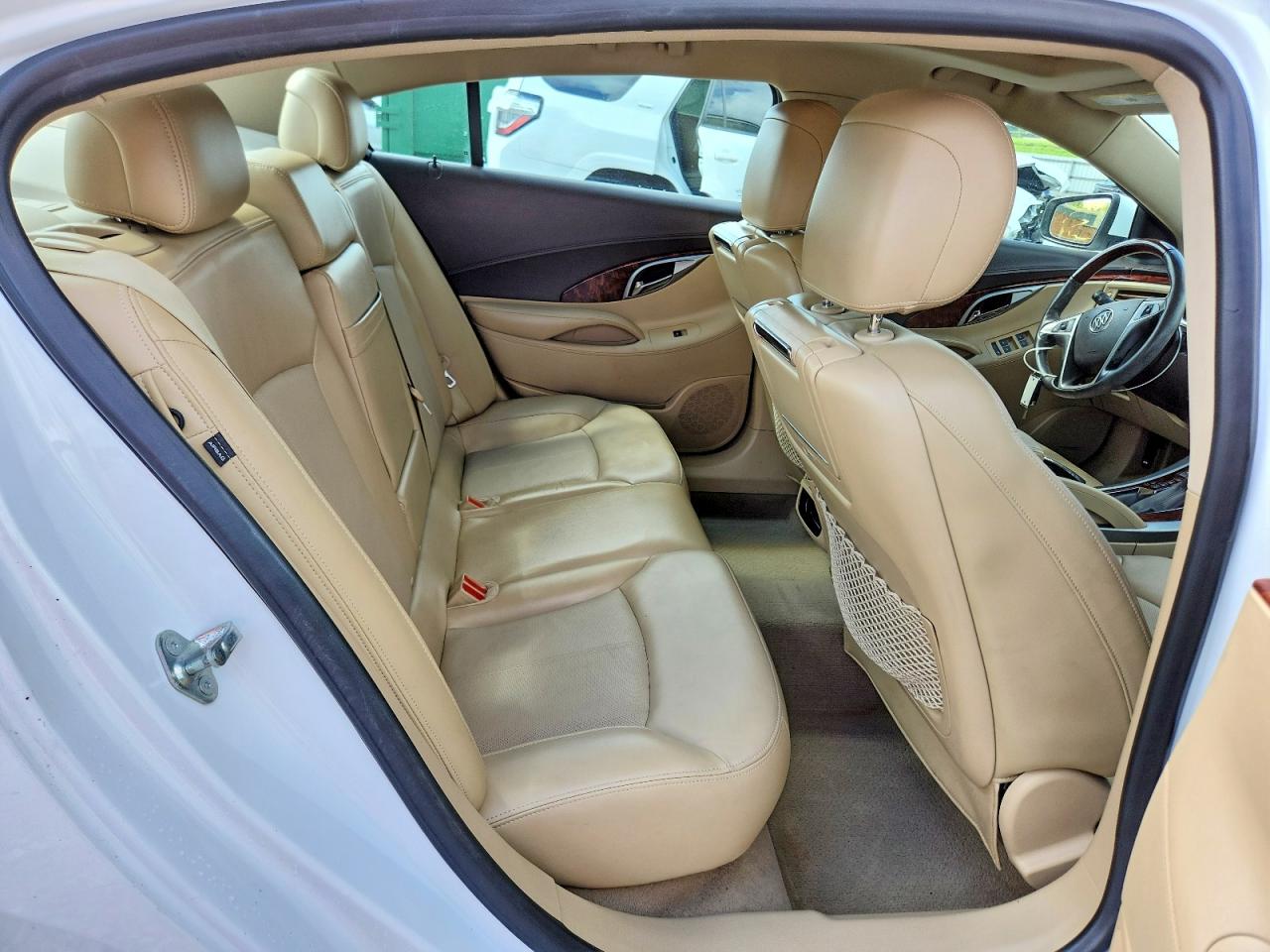 2012 Buick Lacrosse Touring White vin: 1G4GJ5G31CF314178