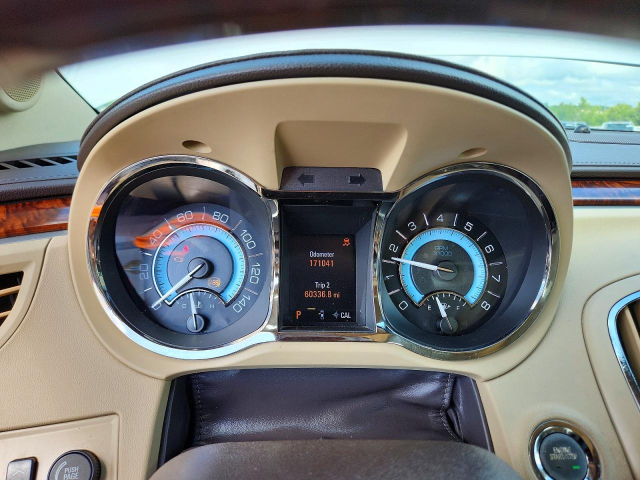 2012 Buick Lacrosse Touring White vin: 1G4GJ5G31CF314178
