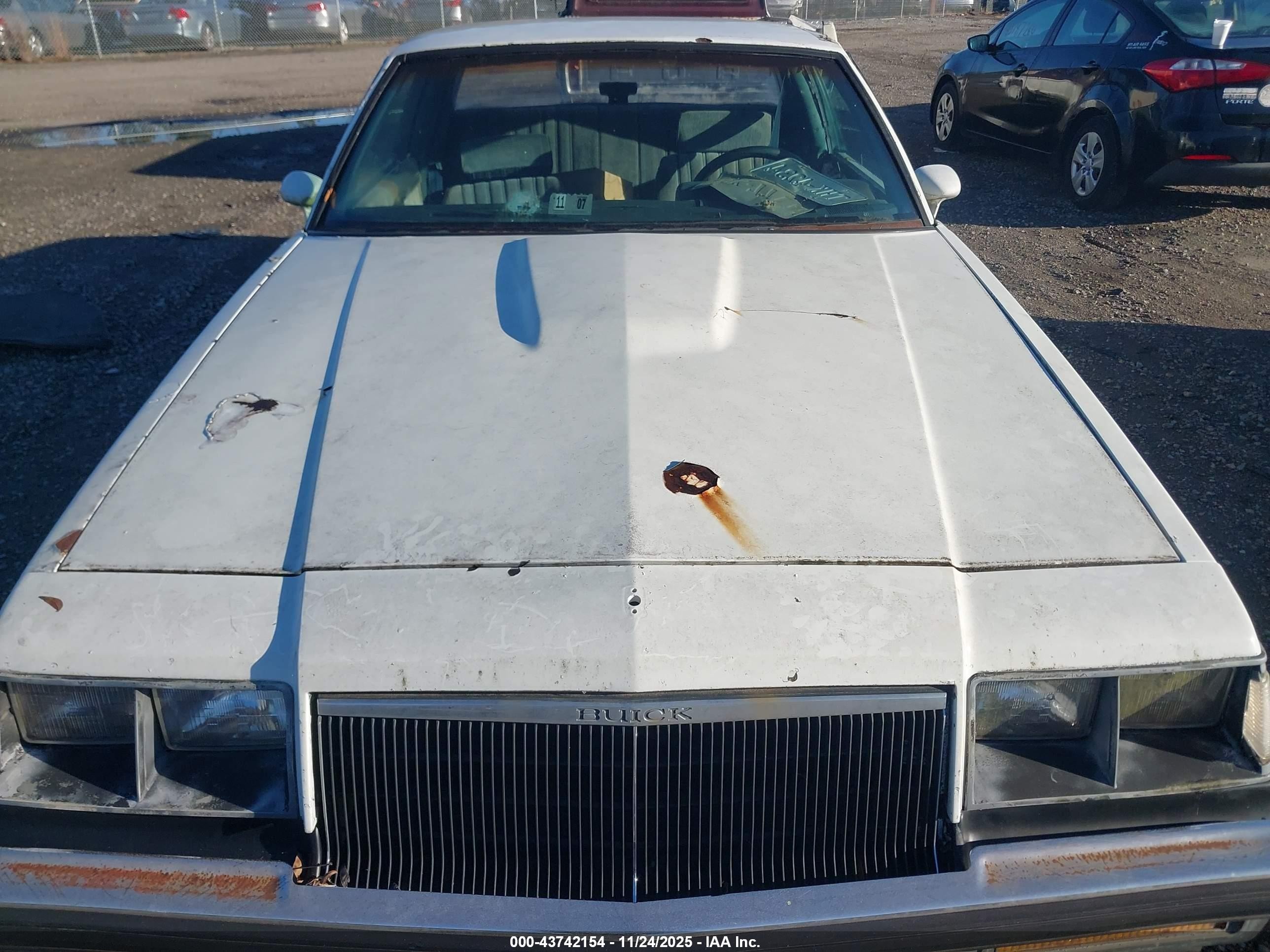 1986 Buick Regal T-type Белый vin: 1G4GK4777GP425747