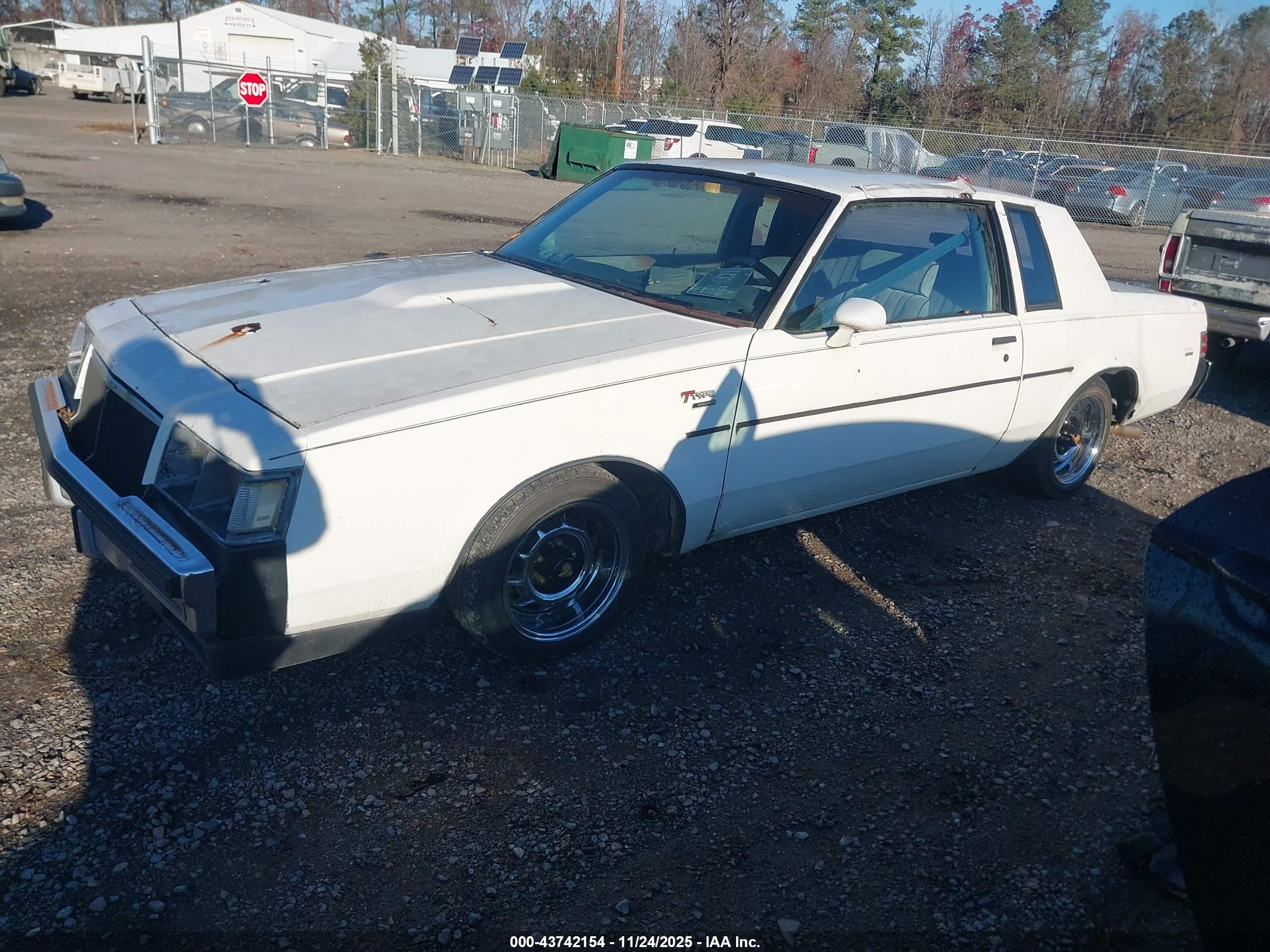 1986 Buick Regal T-type Белый vin: 1G4GK4777GP425747