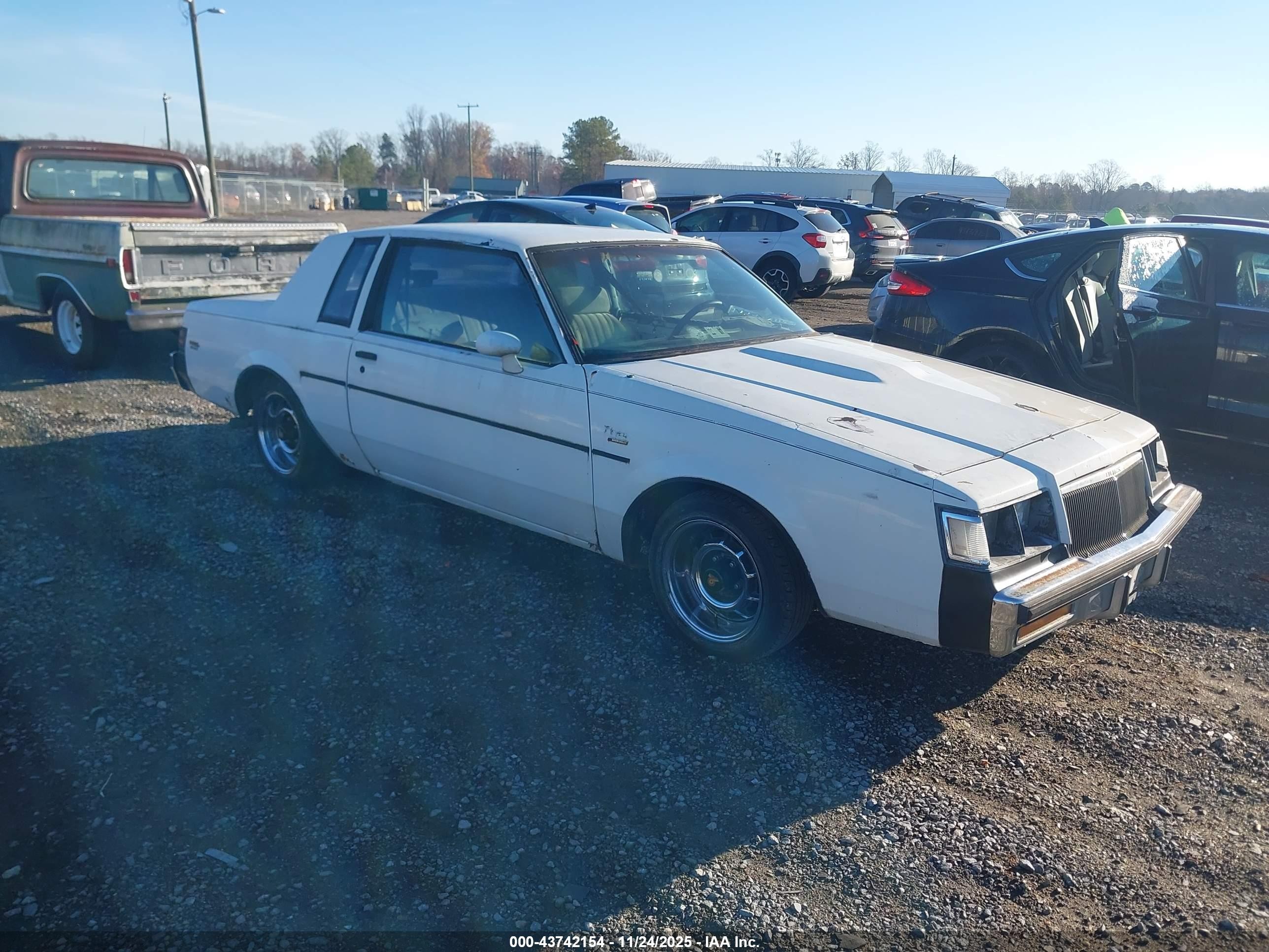 1986 Buick Regal T-type Белый vin: 1G4GK4777GP425747