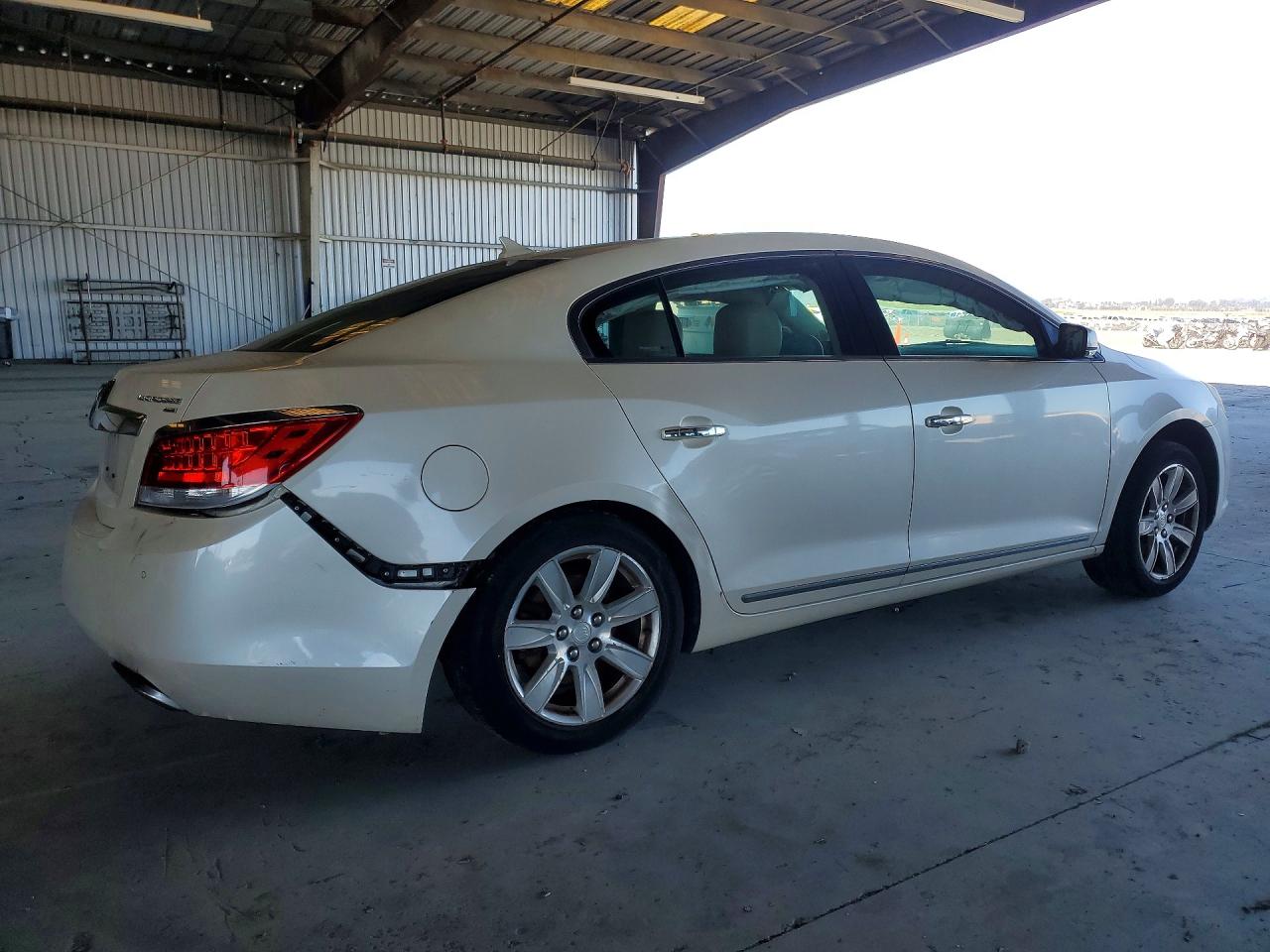 2013 Buick Lacrosse White vin: 1G4GL5E32DF217067