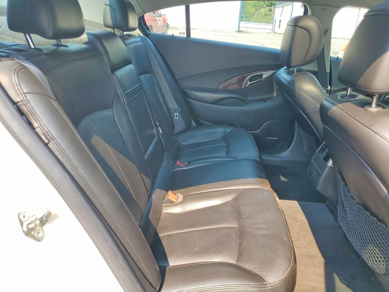 2010 Buick Allure/lacrosse Cxl White vin: 1G4GL5GGXAF205809