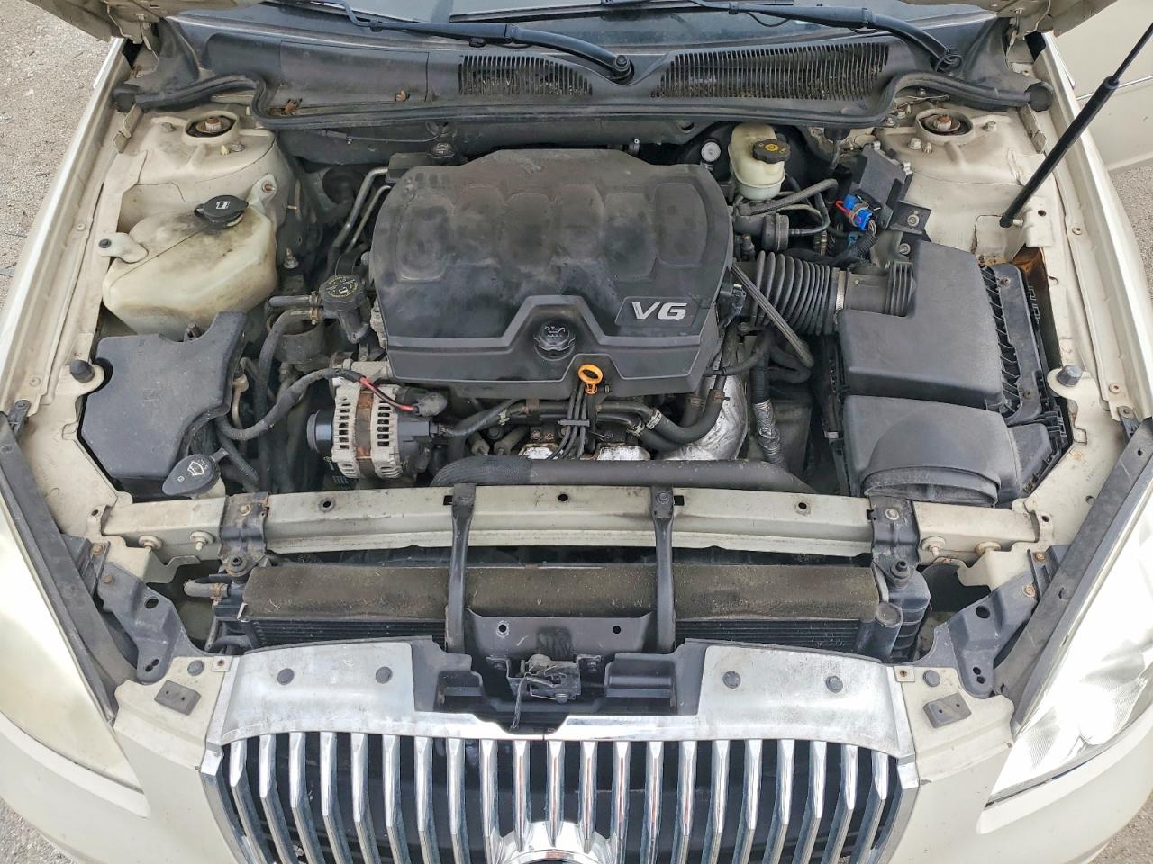 2011 Buick Lucerne Cx Beige vin: 1G4HA5EM1BU150571